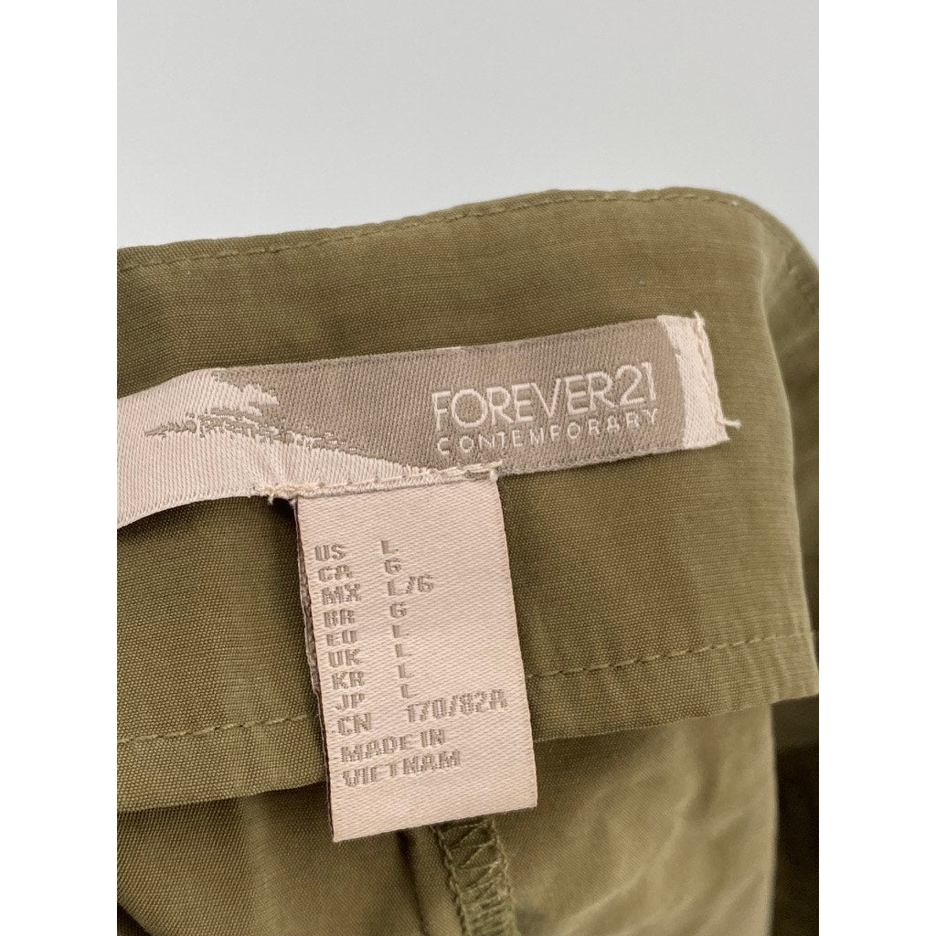 FOREVER 21 CONTEMPORARY Women's Green Lightweight Shorts SZ L