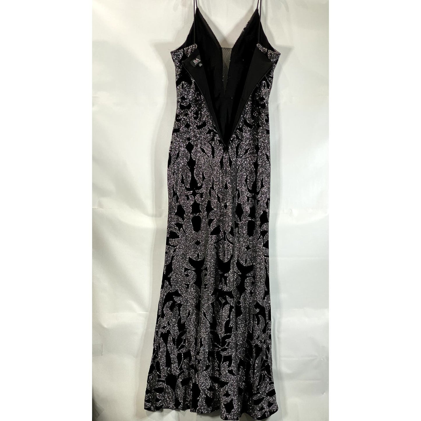 B&A By BETSY & ADAM Women's Black/Gunmetal Glitter-Print Mesh V-Neck Gown SZ 14