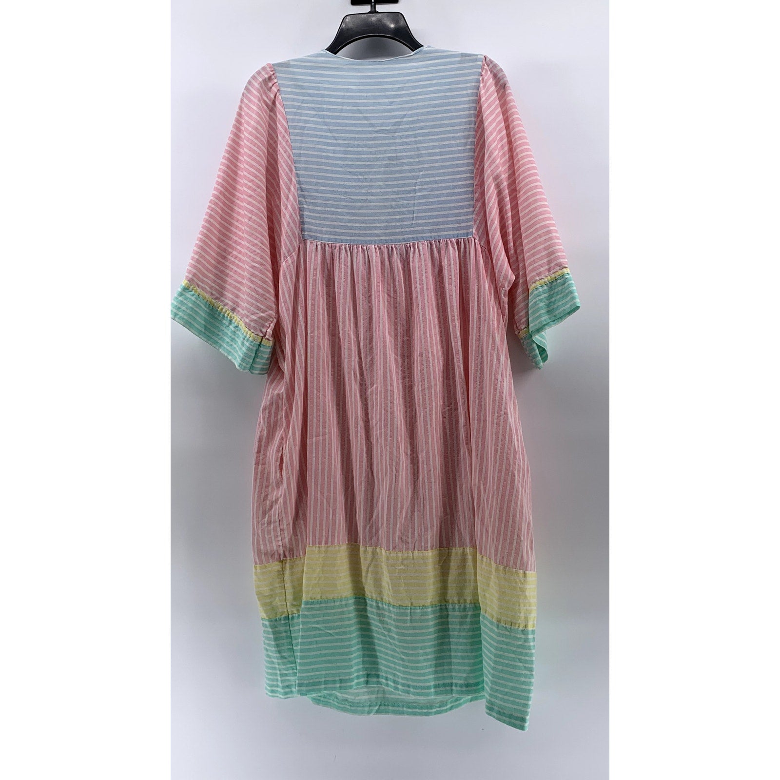 LEISURE LIFE Women's Vintage Pastel Multicolor Seersucker Striped Dress SZ M