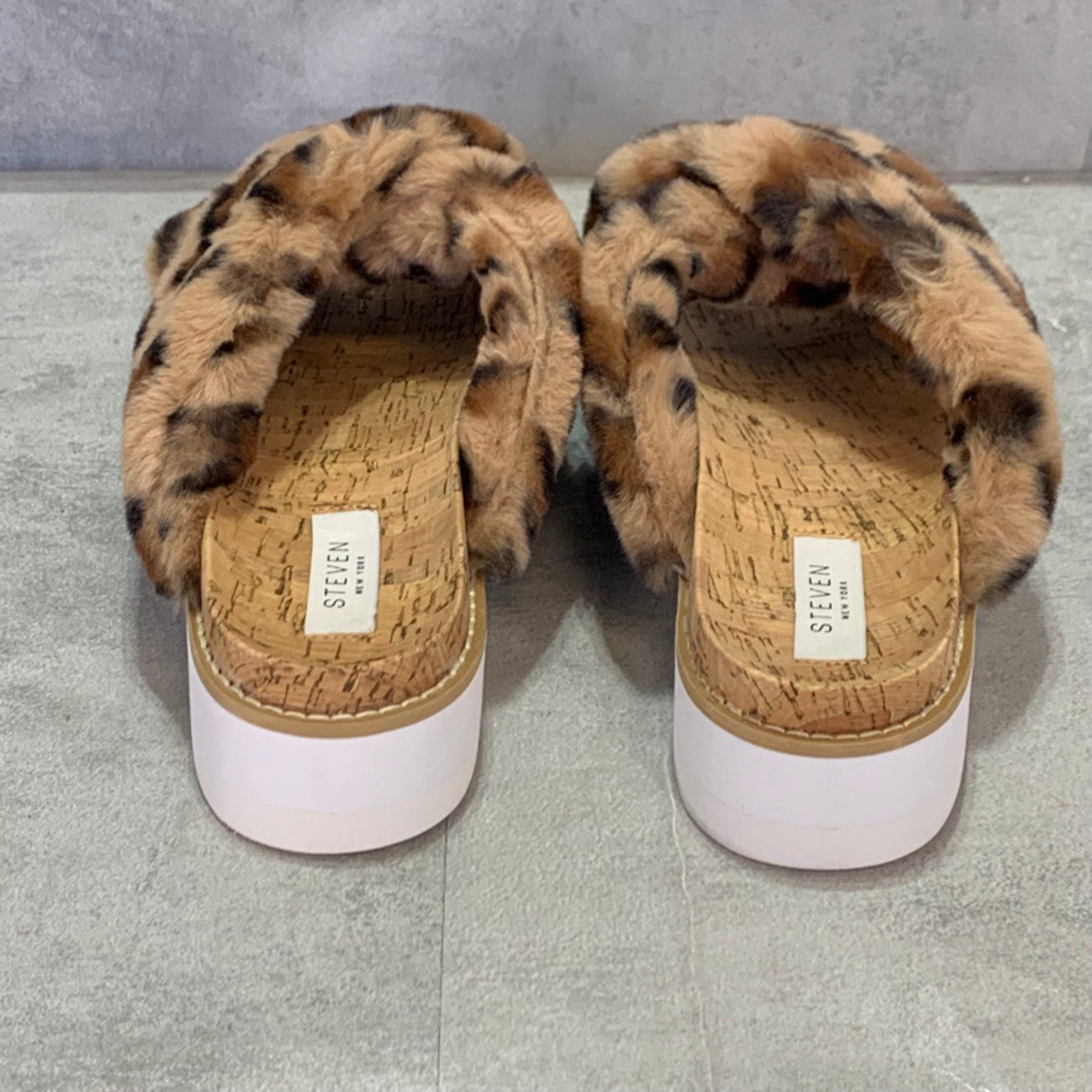 STEVEN NEW YORK Cado Faux Fur Leopard Print Slide Sandal SZ 9