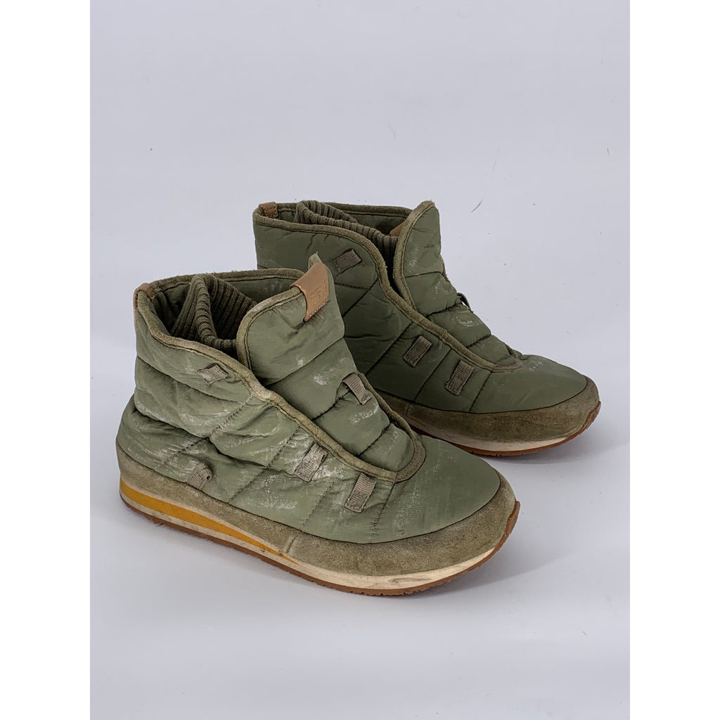 TEVA Women's Olive Green Puffer Mid Pull-On Boots SZ 8