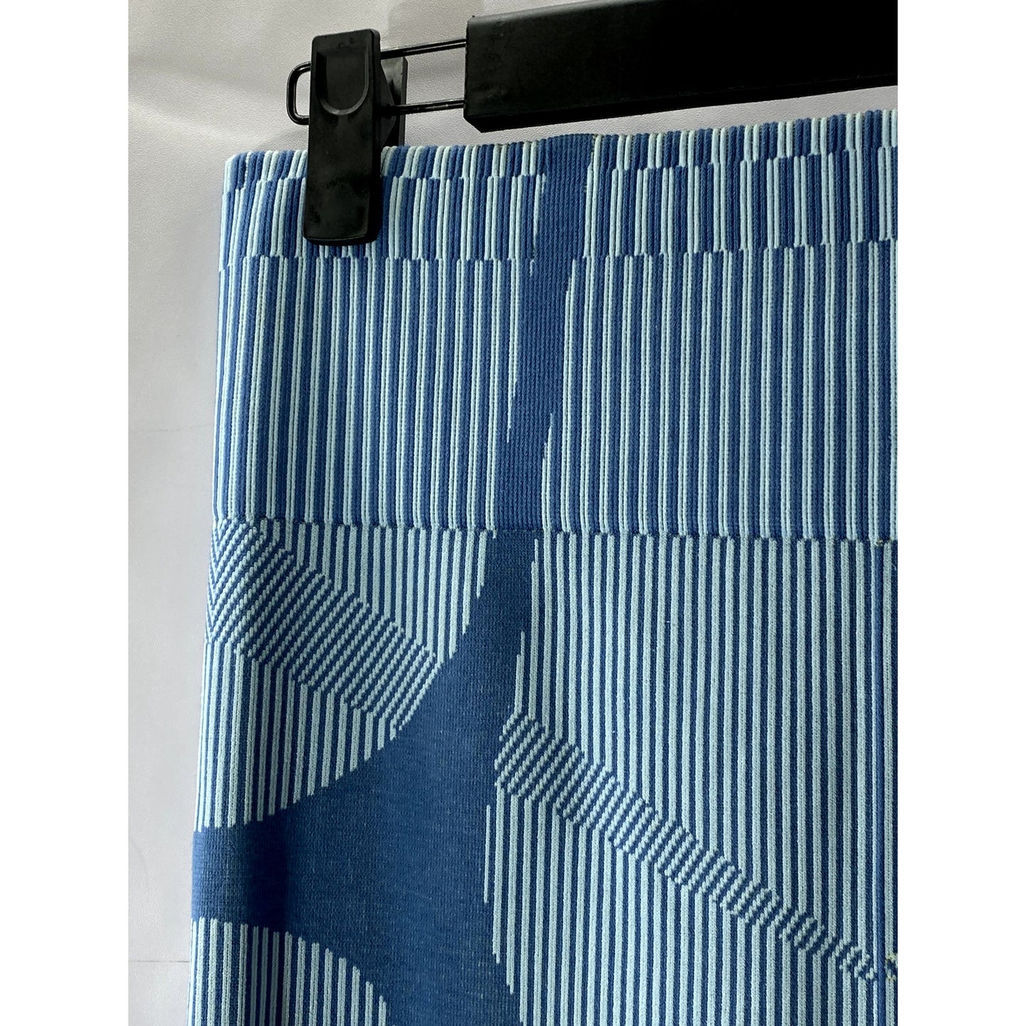FABLETICS Women's Slate Blue Perforated Seamless Stretch Pull-On Leggings SZ XS
