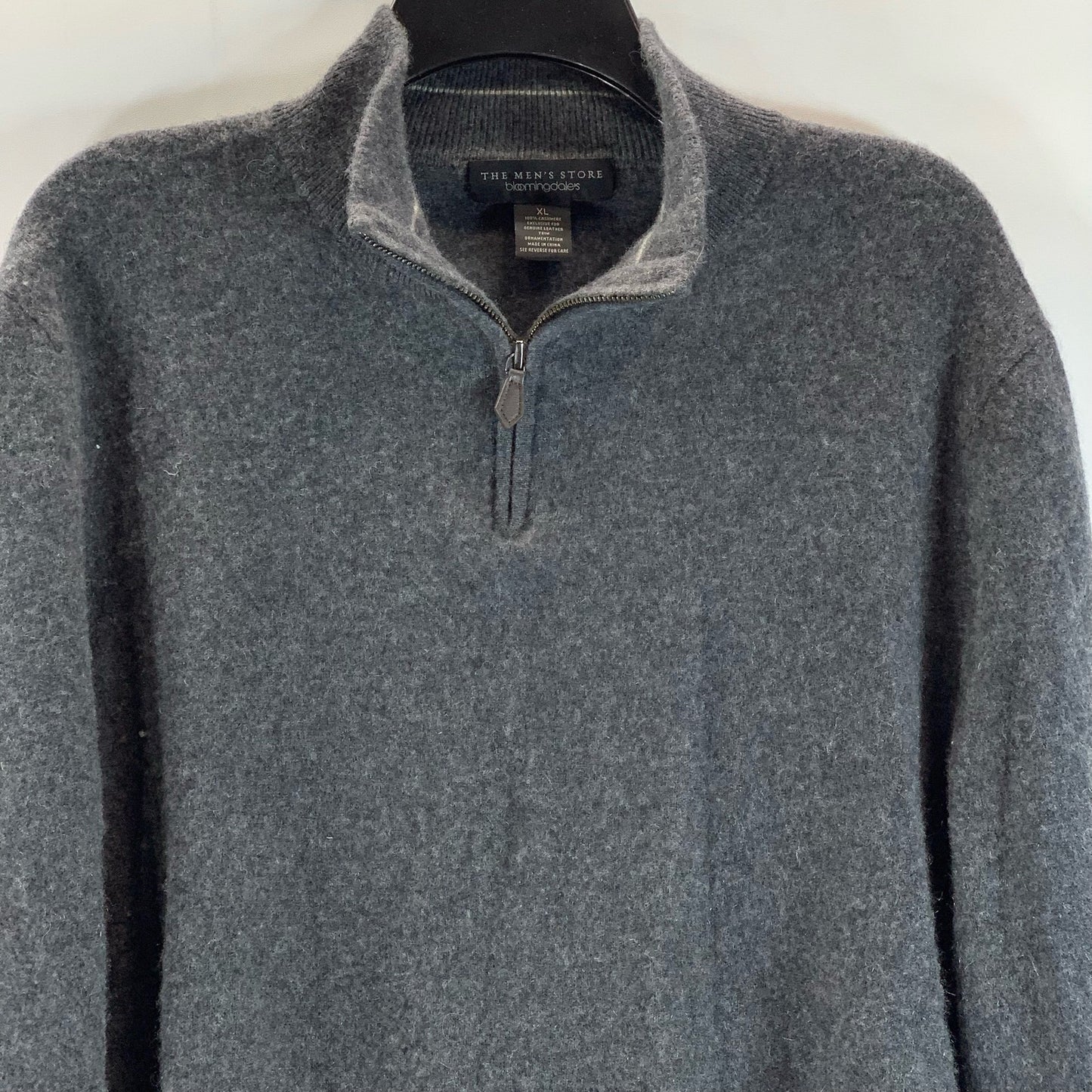 THE MEN'S STORE AT BLOOMINGDALES Men's Charcoal Quarter-Zip Sweater SZ XL