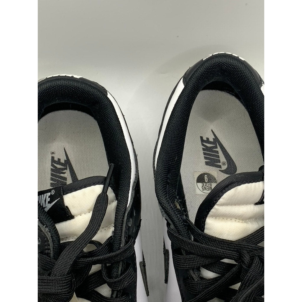 NIKE Men's Black-White Dunk Low-Top Sneakers SZ 9