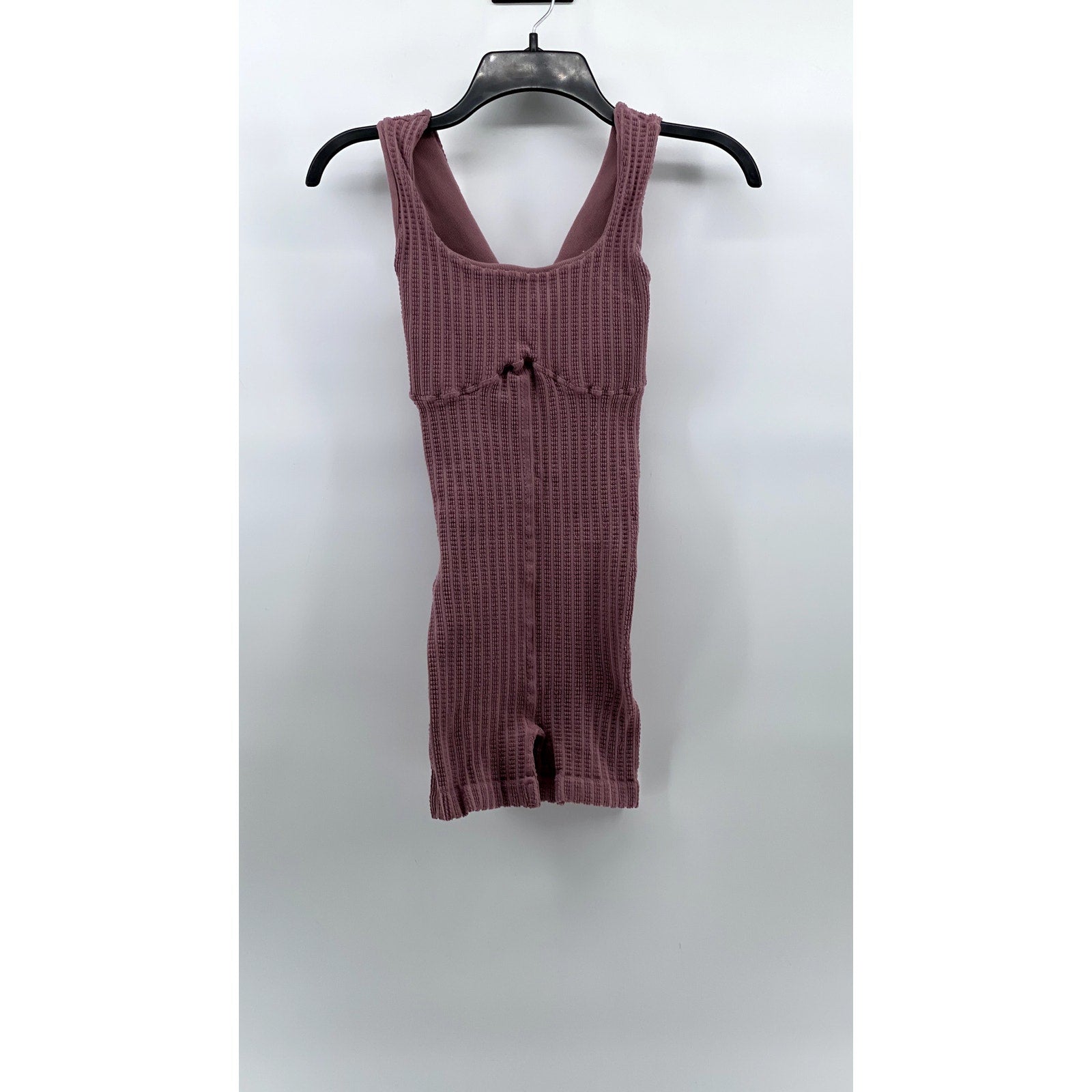 REFORMER Women's Mauve The Textured Runsie Scoop-Neck Pull-On Romper SZ XS/S