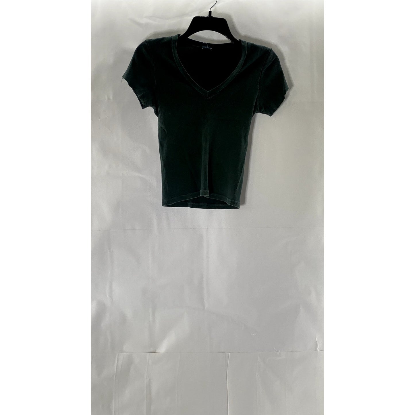 BRANDY MELVILLE Women's Dark Green Ribbed V-Neck Short Sleeve Top SZ XS