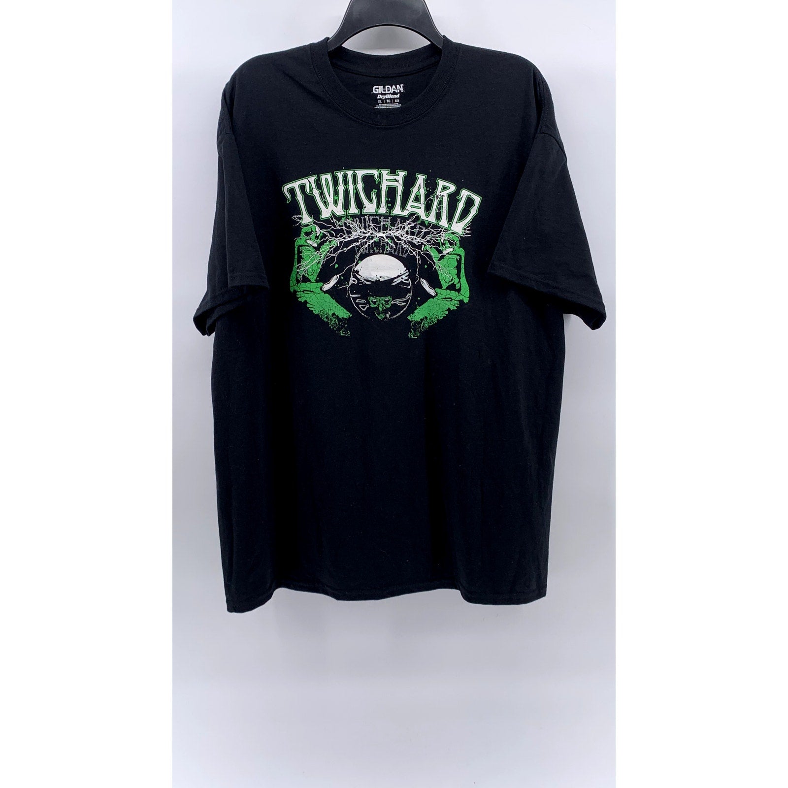 GILDAN Men's Black-Green Twighard Graphic Crewneck Short Sleeve T-Shirt SZ XL