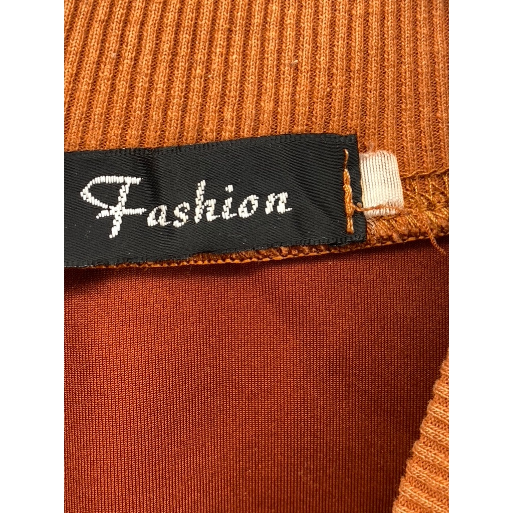 FASHION Women's Brown Blind Child Logo Soft Faux Suede Crewneck Sweatshirt SZ S