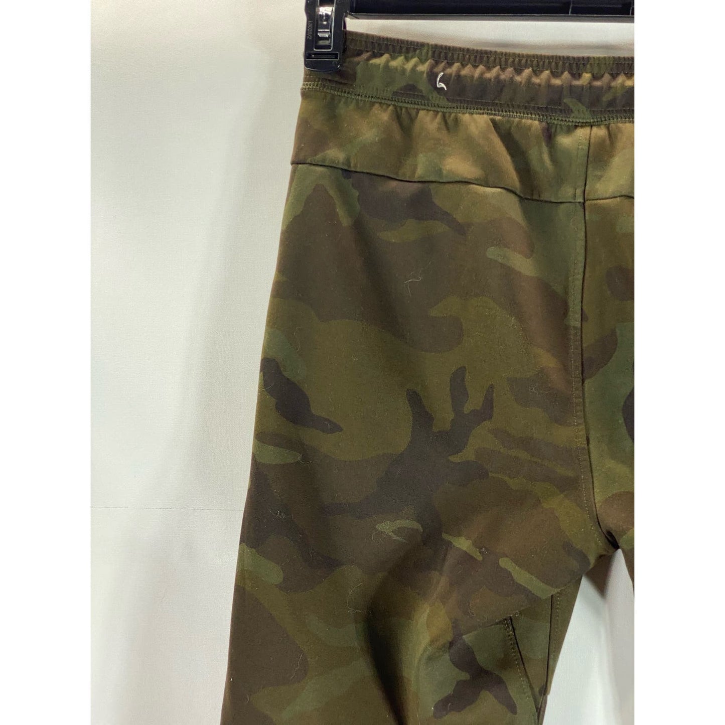 AMERICAN EAGLE Men's Green Camo AE Active 24/7 Drawstring Jogger Sweatpants SZ M