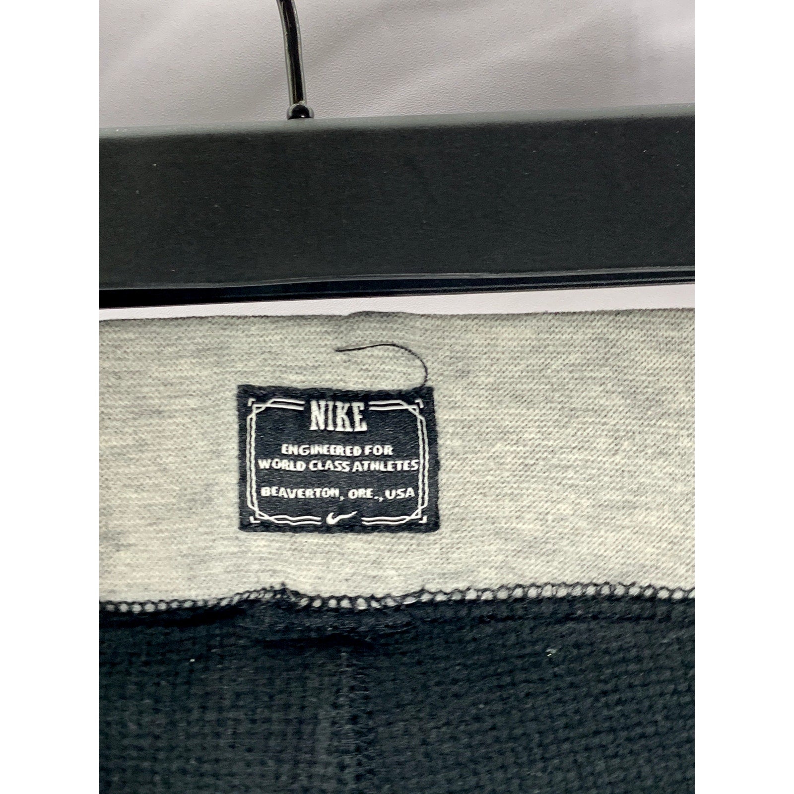 NIKE Girl's Black/Gray Thermal Shorts SZ XL