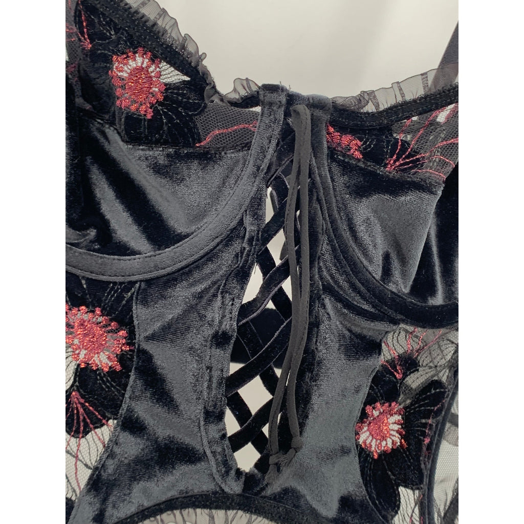 FOR LOVE AND LEMONS Women's Black Mesh-Velour Sweetheart Goth Crop Top SZ M
