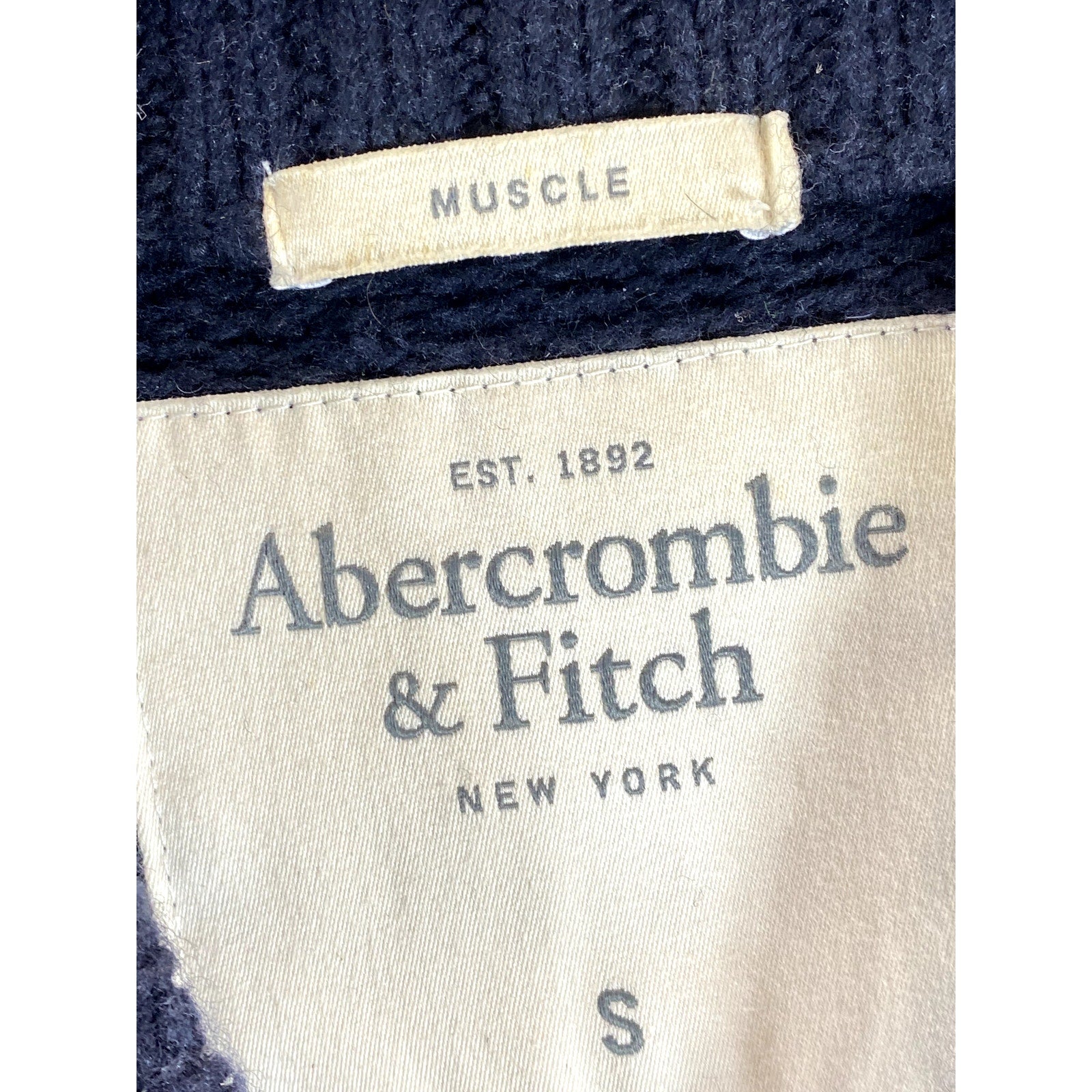 ABERCROMBIE & FITCH Men's Black Knit Crewneck Elbow-Patch Muscle Sweater SZ S