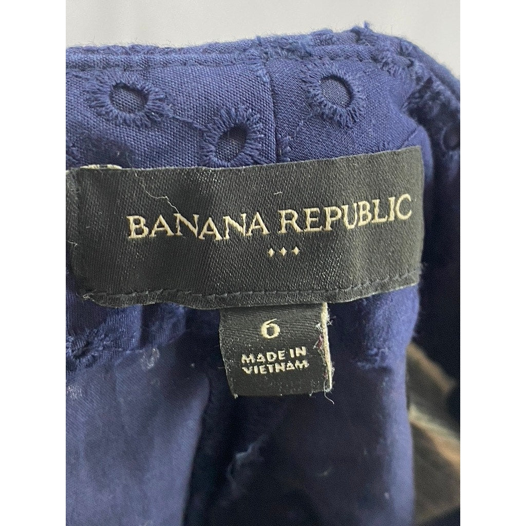 BANANA REPUBLIC Women’s Navy Blue Eyelet 4” Tailored Shorts SZ 6