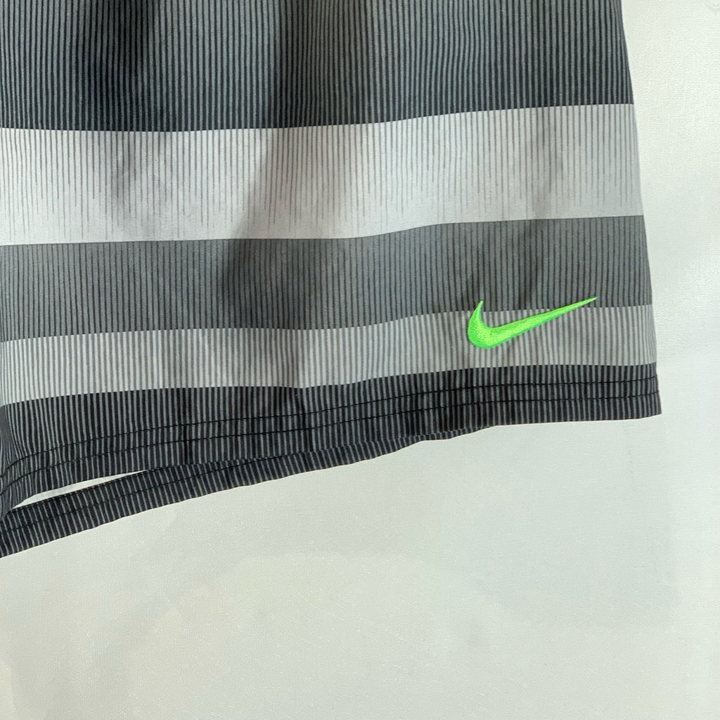 NIKE Men's Gray Striped Drawstring Mesh Brief-Lined Pull-On Swim Shorts SZ XL