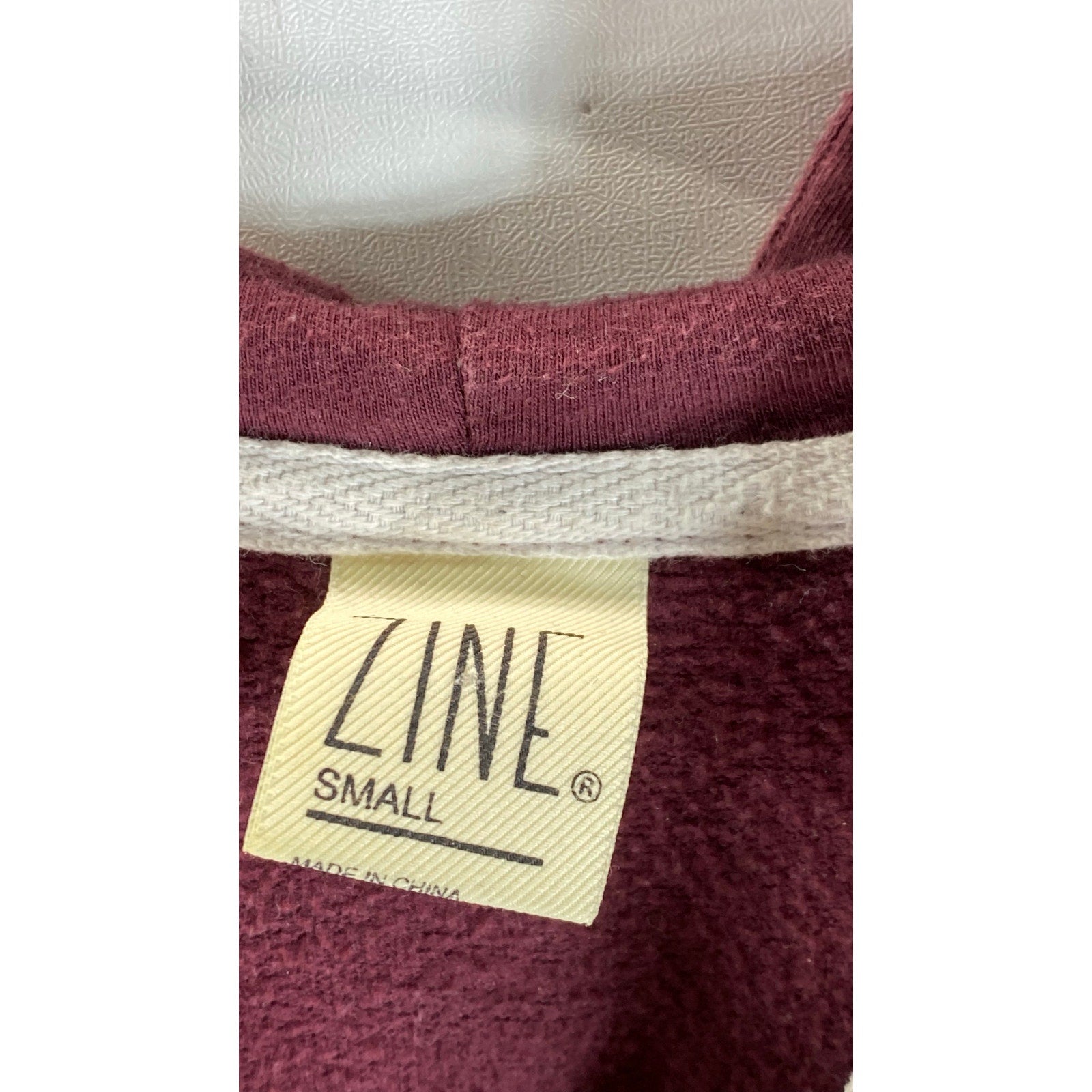 Zumiez ZINE Women's Black/Burgundy Colorblock Zip-Up Hooded Sweater SZ S