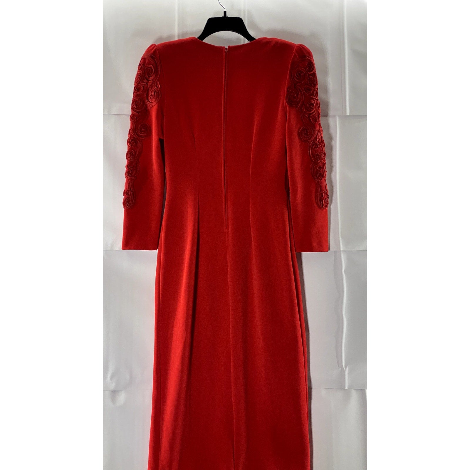 AFFLUENCE Women's Bright Red 3D Floral Trim V-Neck Split-Hem Maxi Gown SZ S