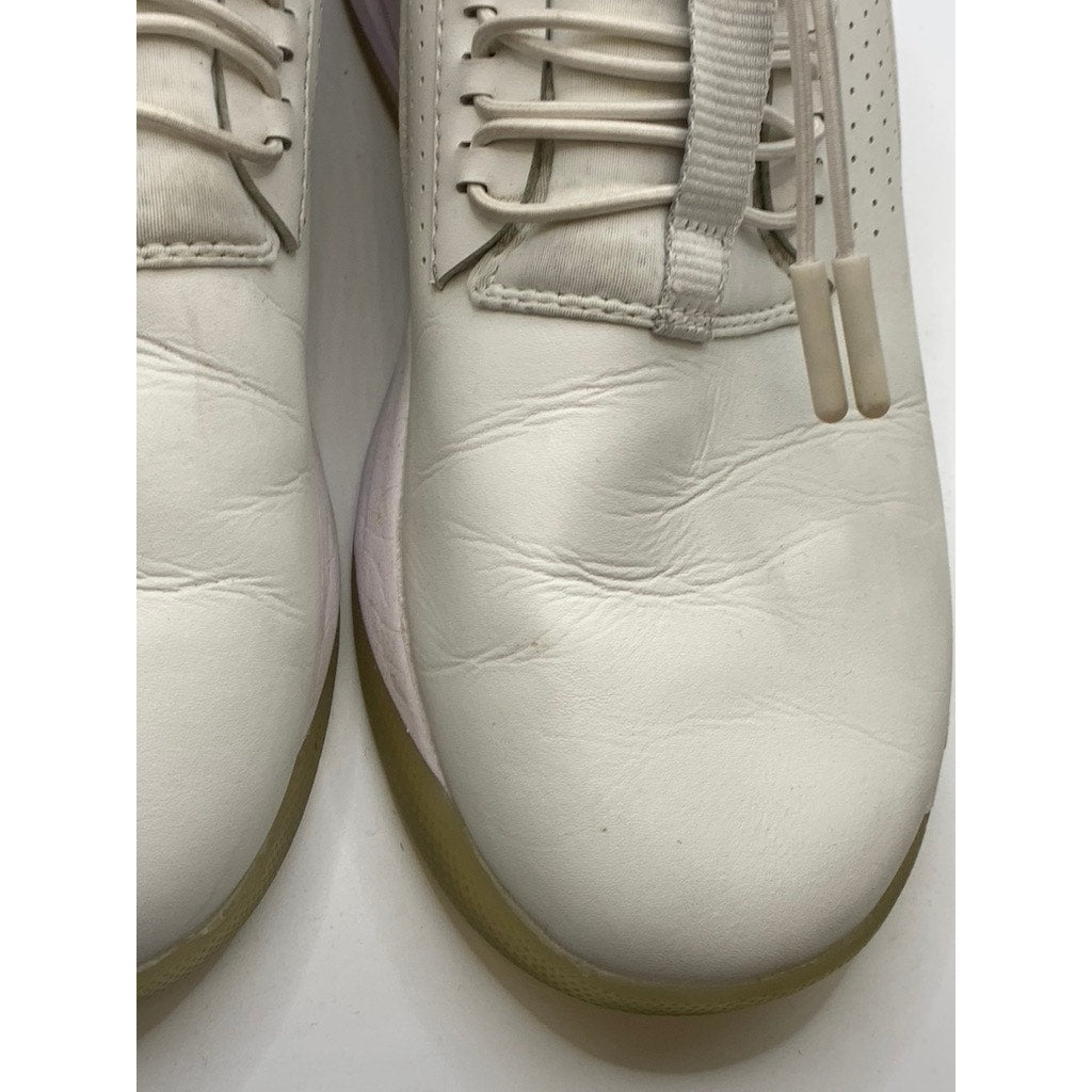 CLOVE Women's White Classic Nursing Sneakers SZ 8