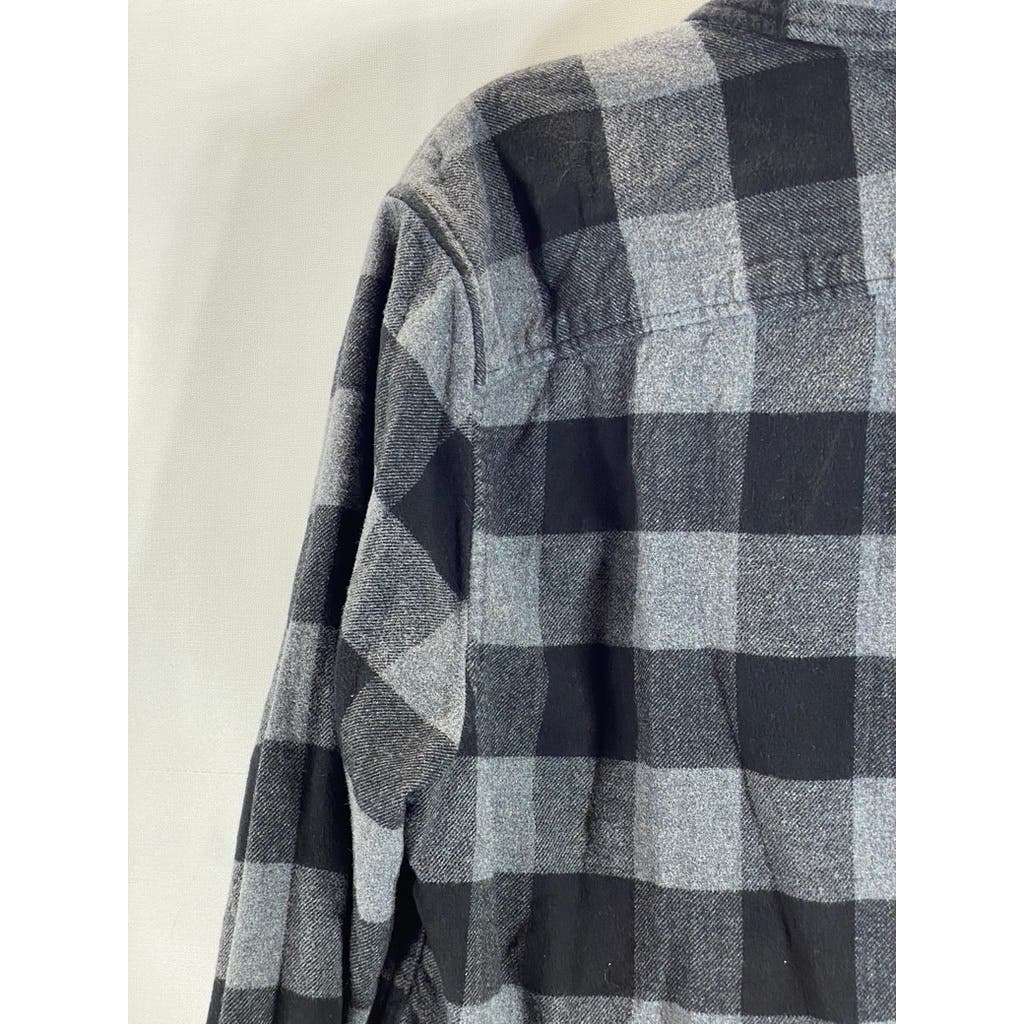 AMERICAN EAGLE Men's Gray/Black Plaid Super Soft Flannel Button-Up Shirt SZ M