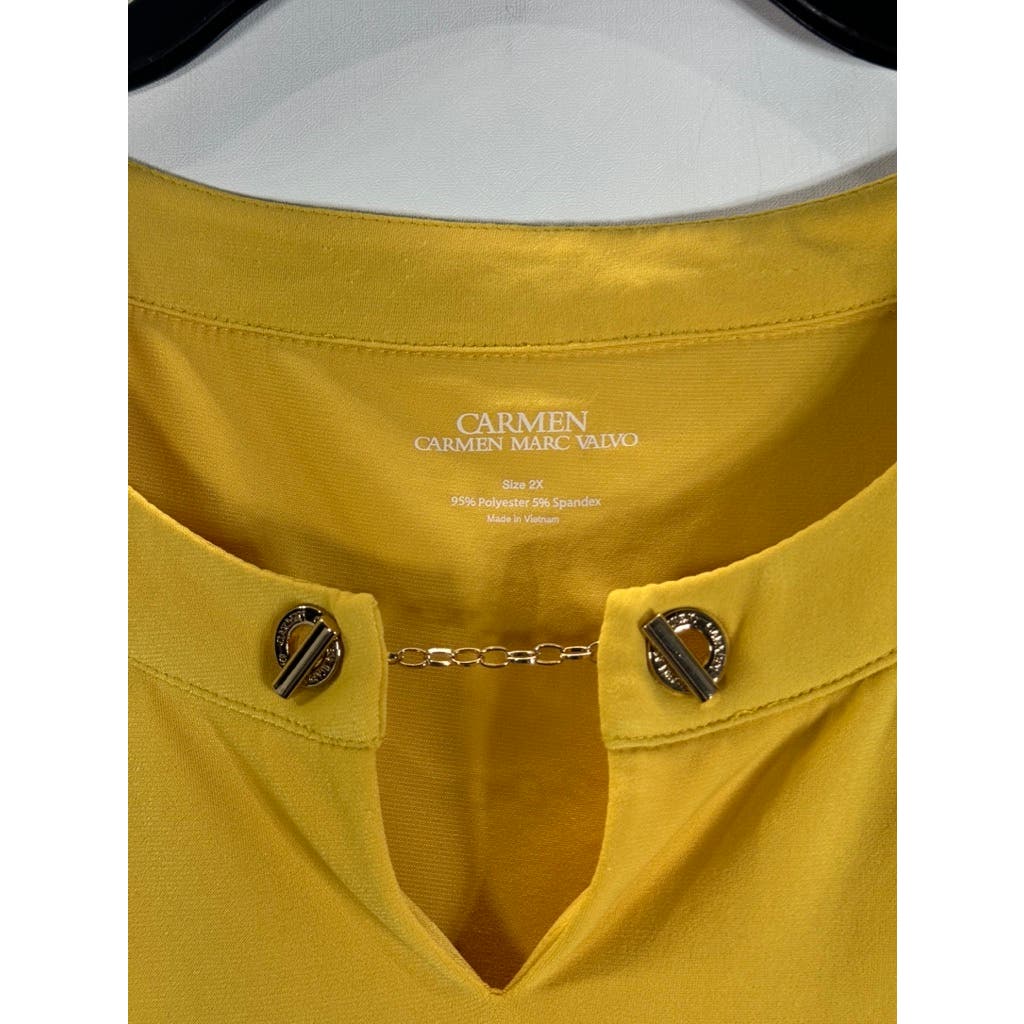 CARMEN CARMEN MARC VALVO Women's Plus Yellow Chain Detail Split-Neck Top SZ 2X