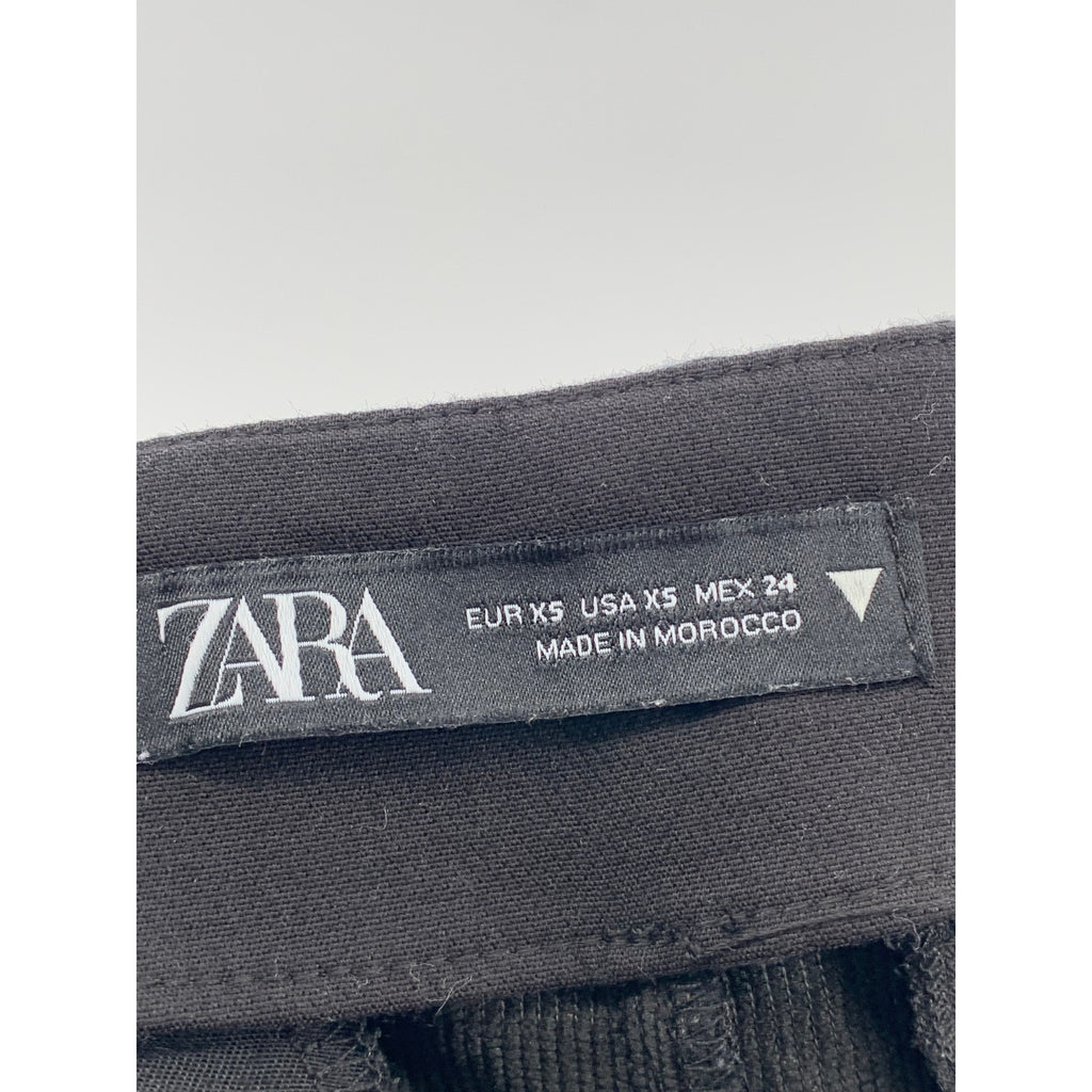 ZARA Women's Black Solid High-Rise Casual Pocketless Shorts SZ XS