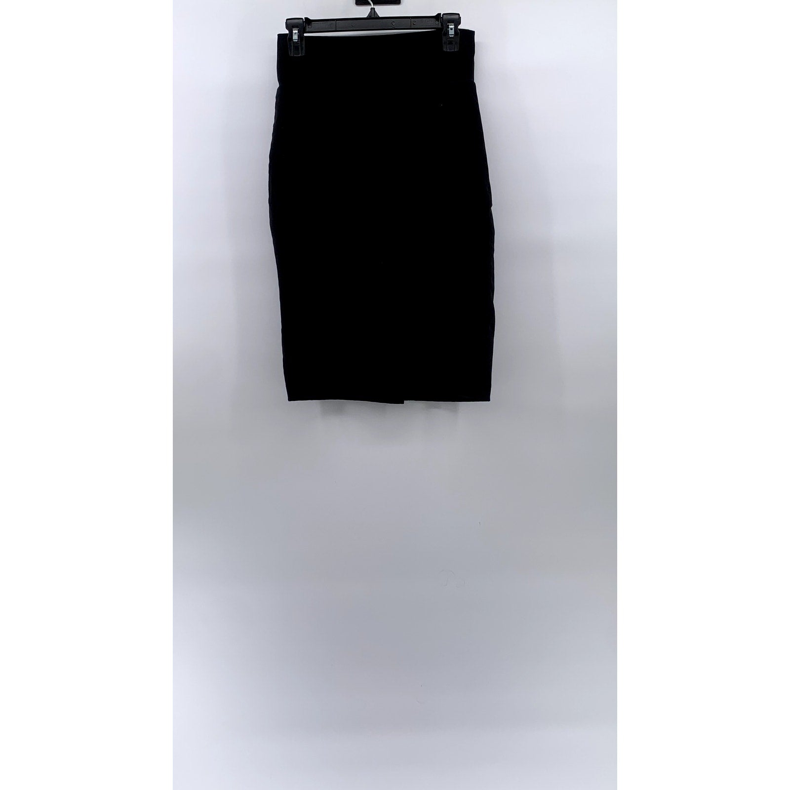 IRIS Women's Black Solid Straight Knee Length Pencil Skirt SZ M