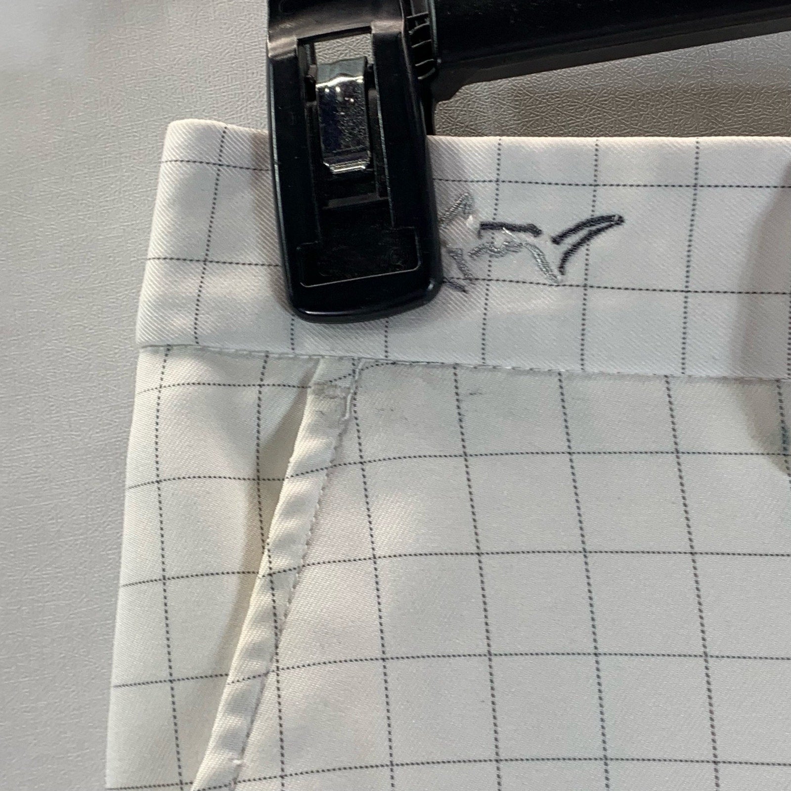 GREG NORMAN Men's White Checkered  Regular-Fit Chino Shorts SZ 34