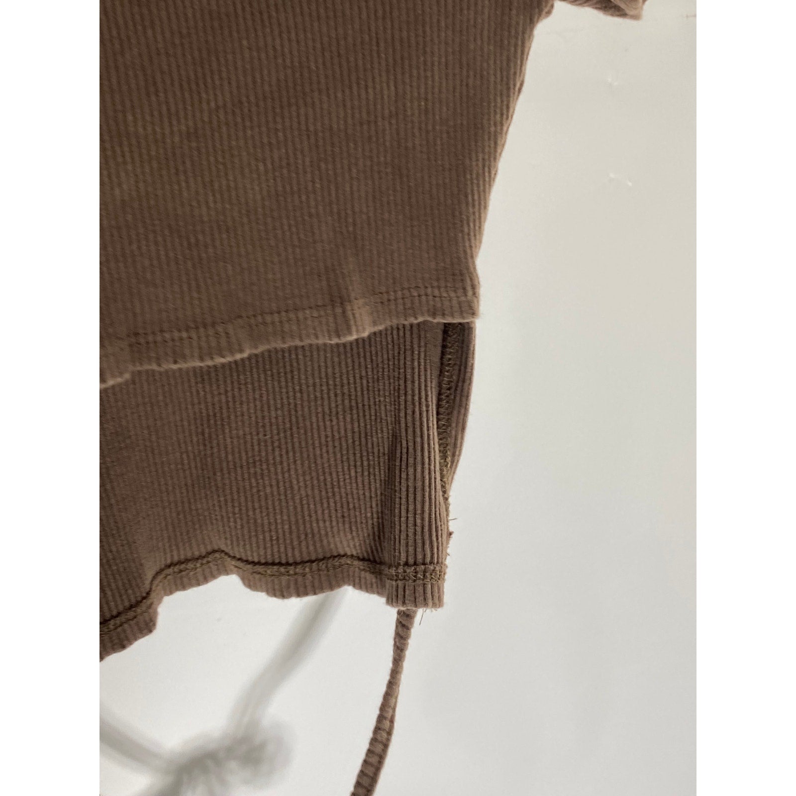 UNBRANDED Women's Brown Cropped Hi-Lo Hem Crew Neck Ribbed Top SZ S