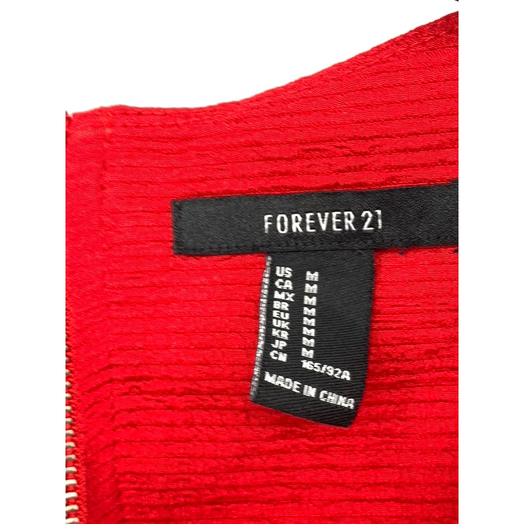 FOREVER 21 Women's Red Crewneck Short Sleeve Ruffle-Hem Top SZ M