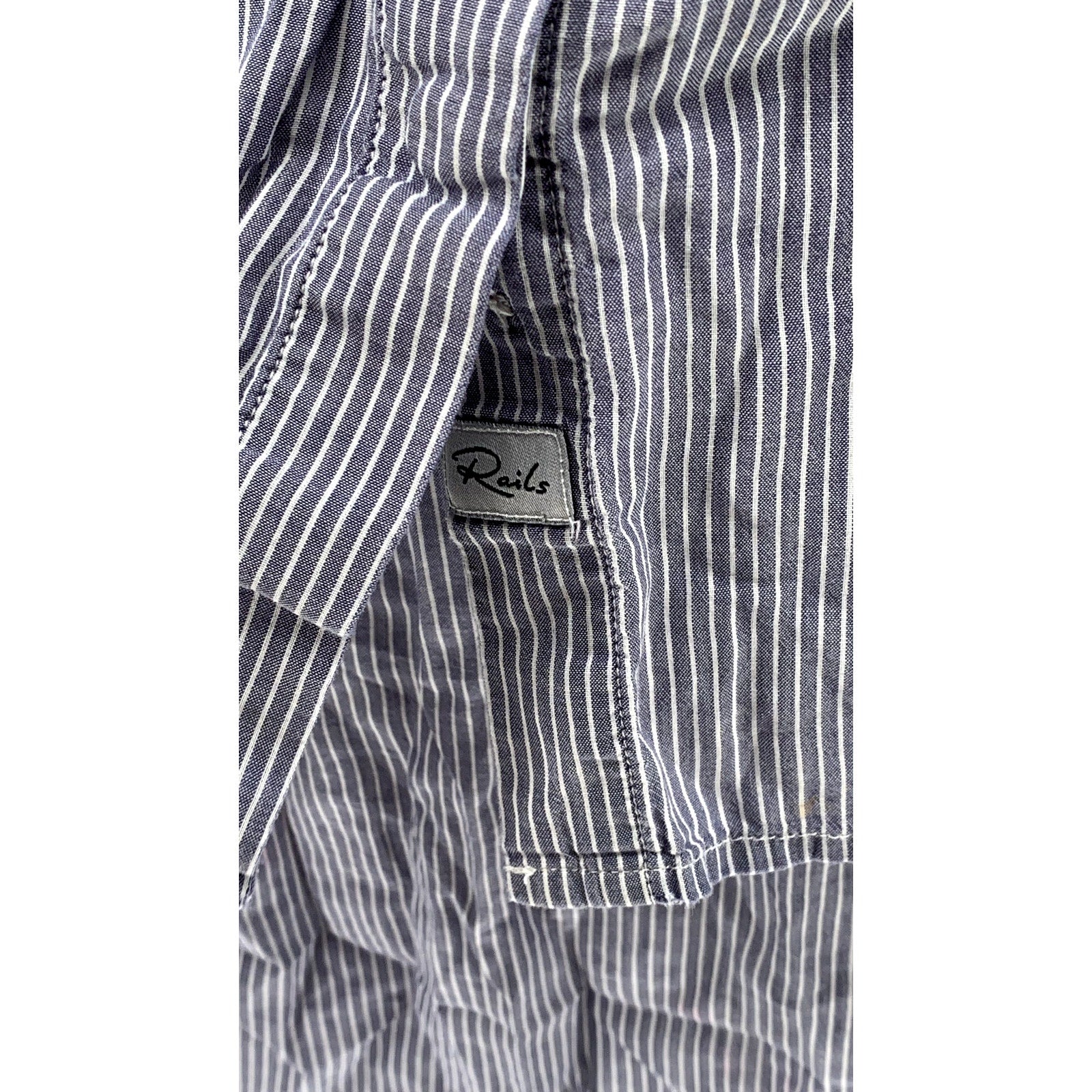 RAILS Women's Navy-White Striped Button-Up Round-Hem Long Sleeve Top SZ S