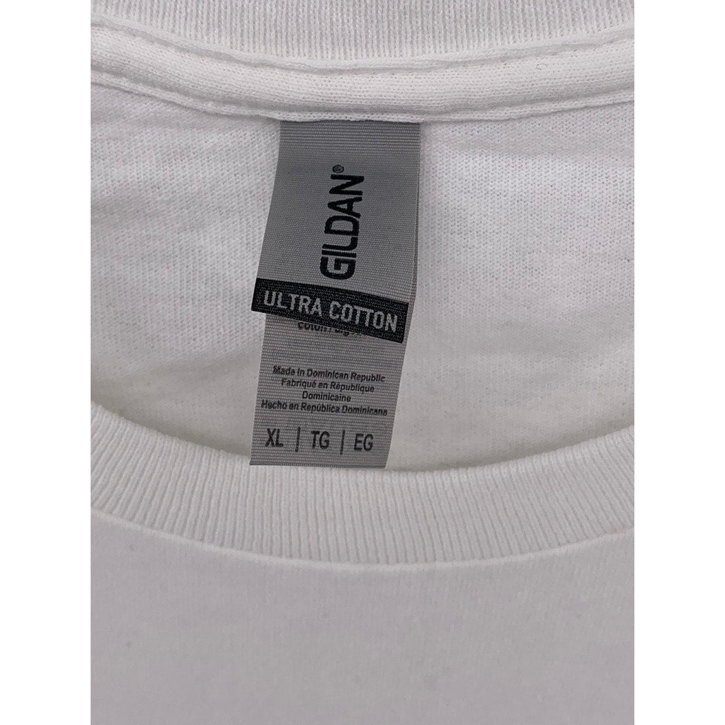 GILDAN Men's White Graphic Crewneck Short Sleeve T-Shirt SZ XL