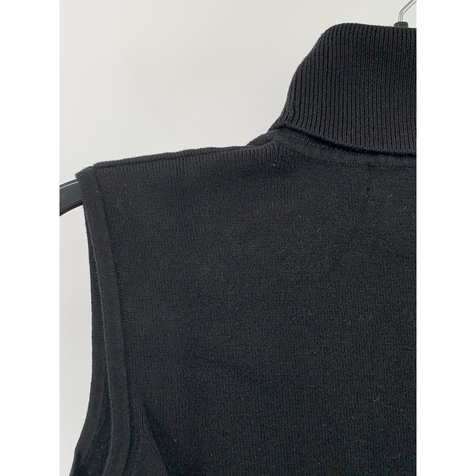 DESIGNERS ORIGINALS Women’s Black Knit Turtleneck Cotton Sleeveless Top SZ M