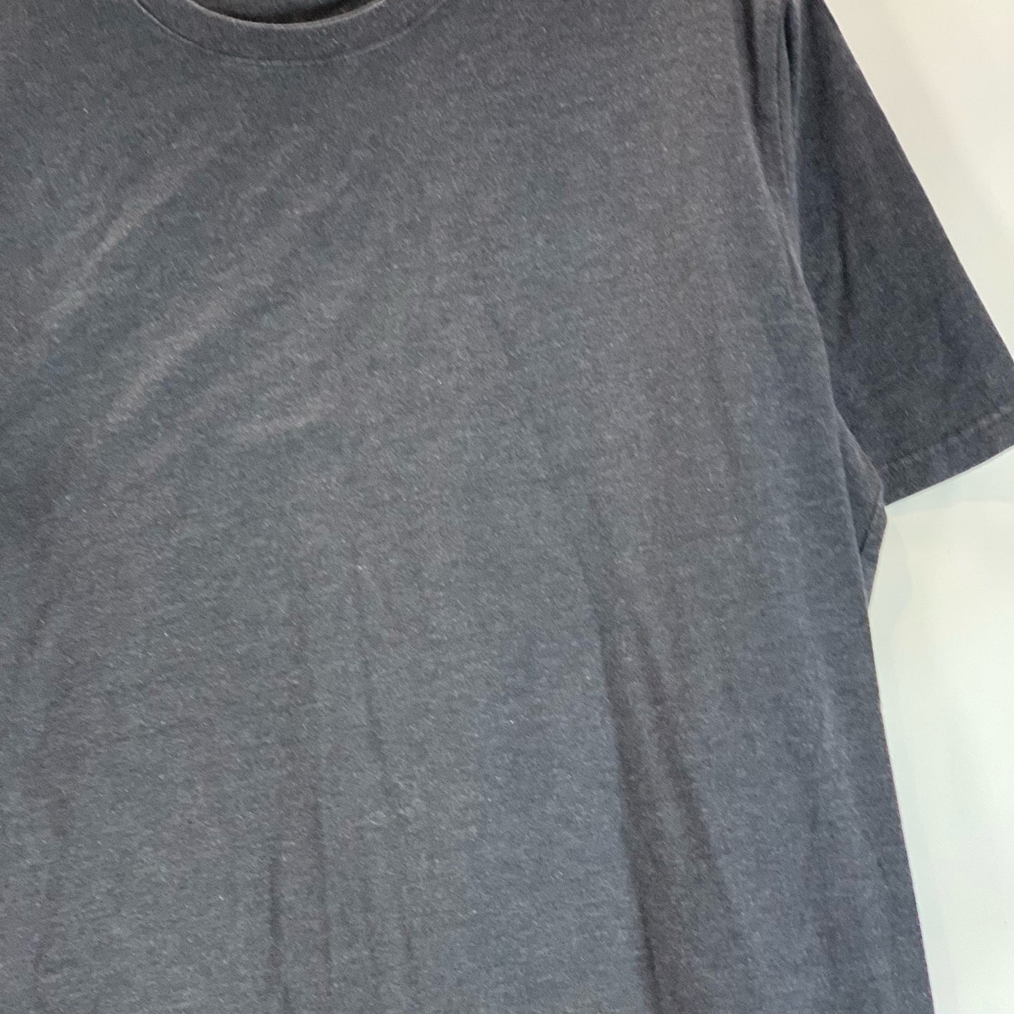 UNDER ARMOUR Men's Charcoal Crewneck Loose HeatGear Charged T-Shirt SZ L