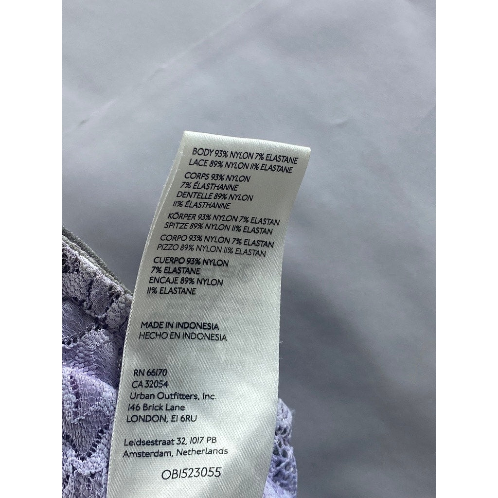URBAN OUTFITTERS Women's Gray-Lilac Lace-Front V-Neck Spaghetti Strap Top SZ M