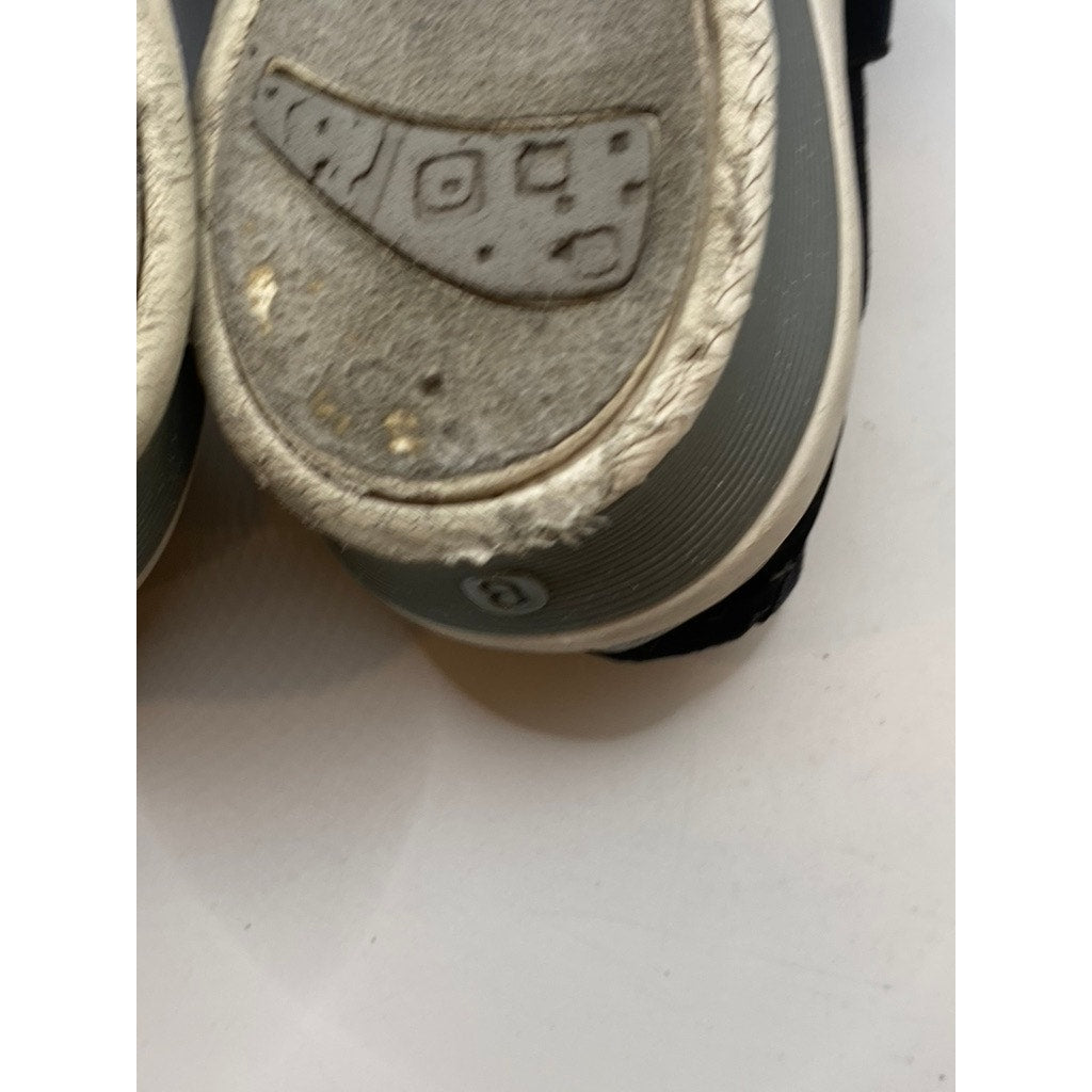 BZEES Women's Black Strappy Slip-On Open-Toe Resort Walking Sandals SZ 6.5