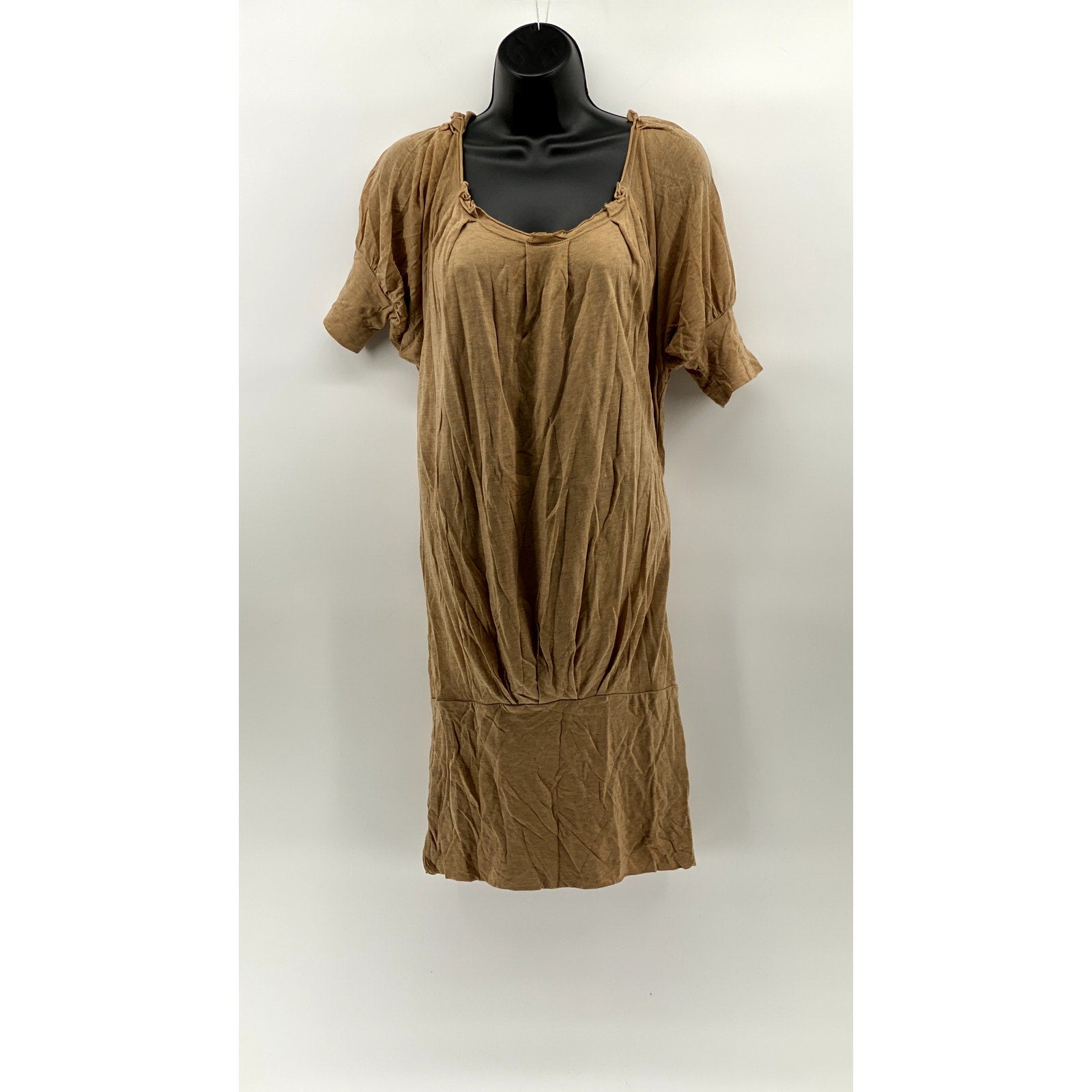 BCBMAXAZARIA Women's Tan Scoop-Neck Short Sleeve Bodycon Mini Dress SZ XS