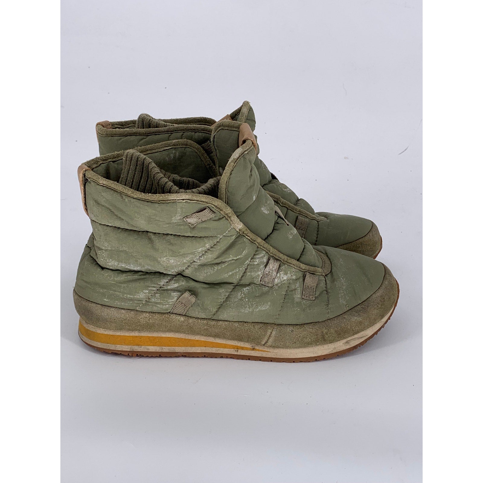 TEVA Women's Olive Green Puffer Mid Pull-On Boots SZ 8