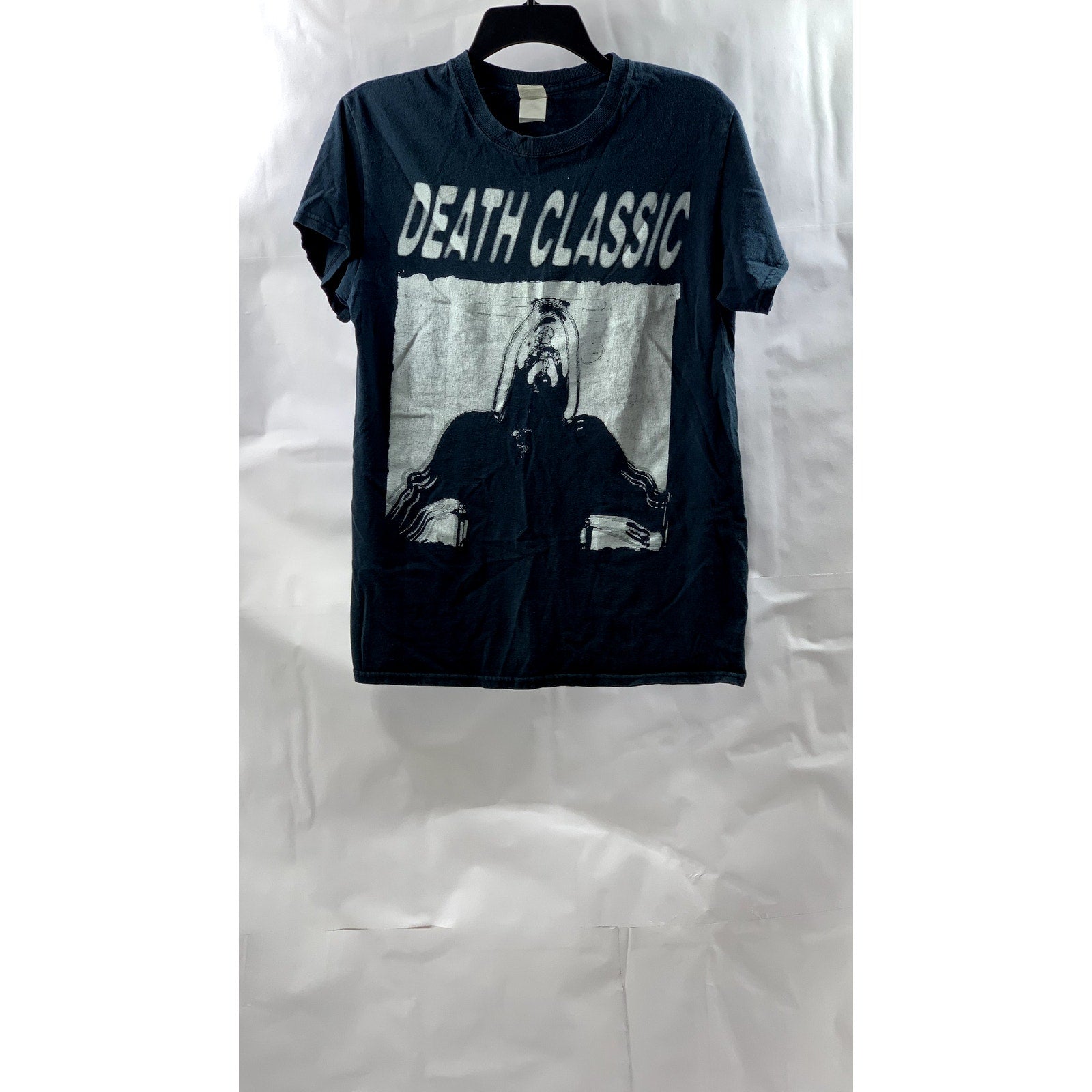 GILDAN Men's Navy Blue Crewneck Graphic Heavy Cotton Short Sleeve T-Shirt SZ S