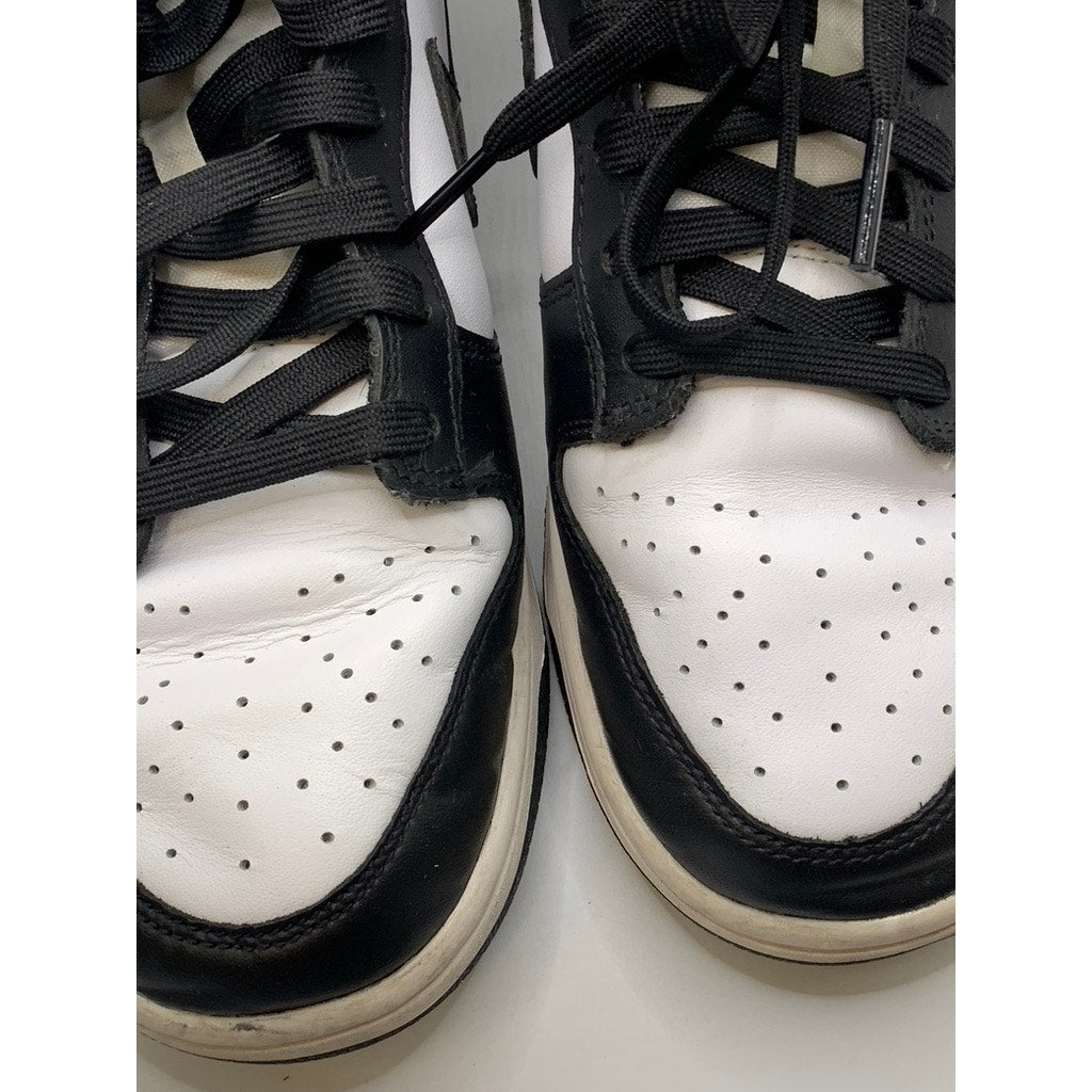 NIKE Men's Black-White Dunk Low-Top Sneakers SZ 9