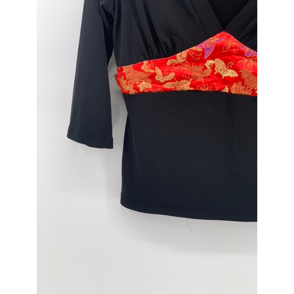 I LOVE YOU Women's Vintage Black-Red Printed Waistband V-Neck Cropped Top SZ M