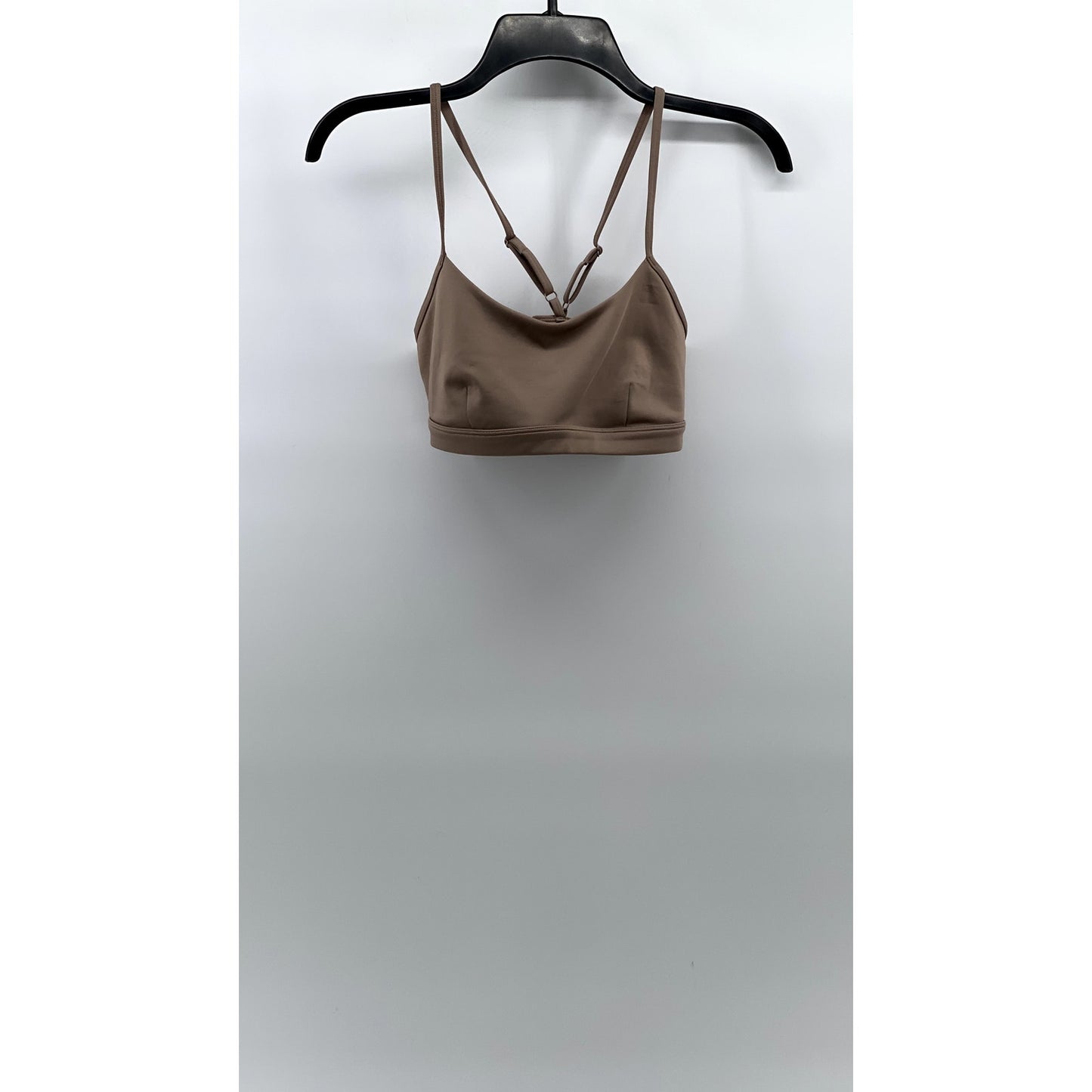 ALO Women's Gravel Tan Scoop-Neck Cross-Back Airlift Intrigue Bra SZ S