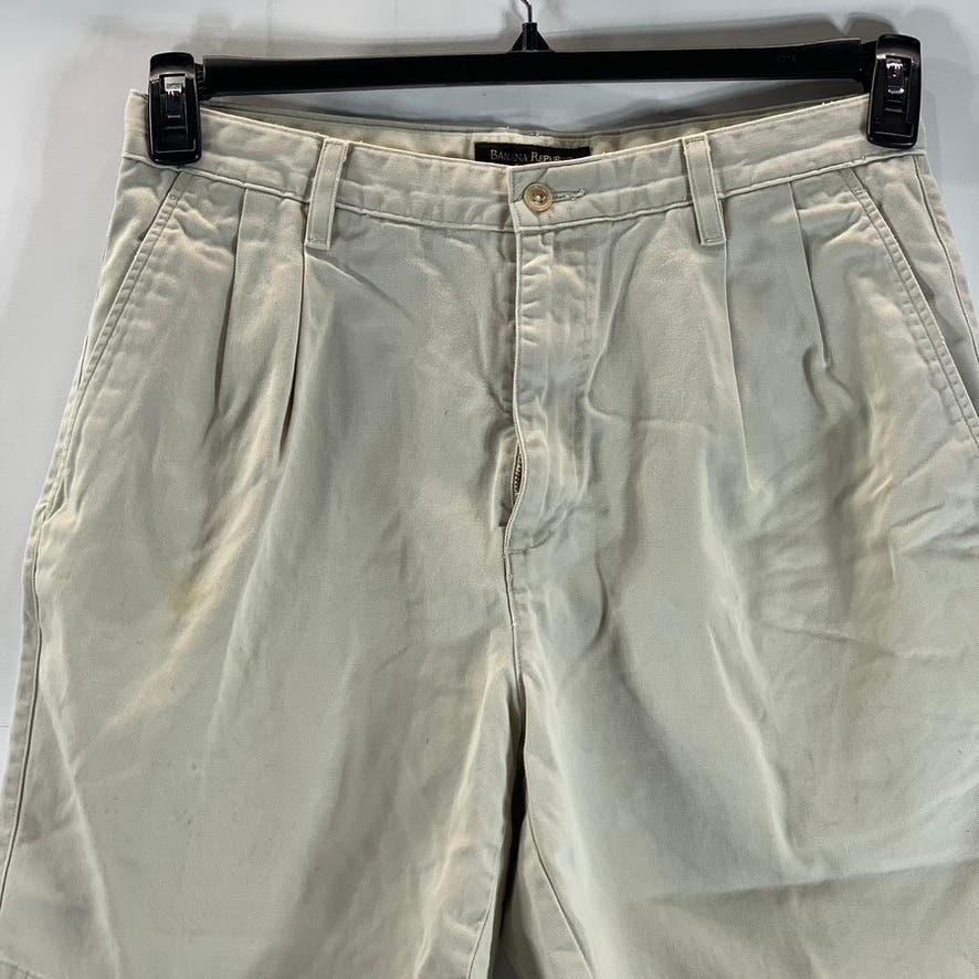 BANANA REPUBLIC Men's Tan Vintage Pleated Front Classic Fit Chino Shorts SZ 33