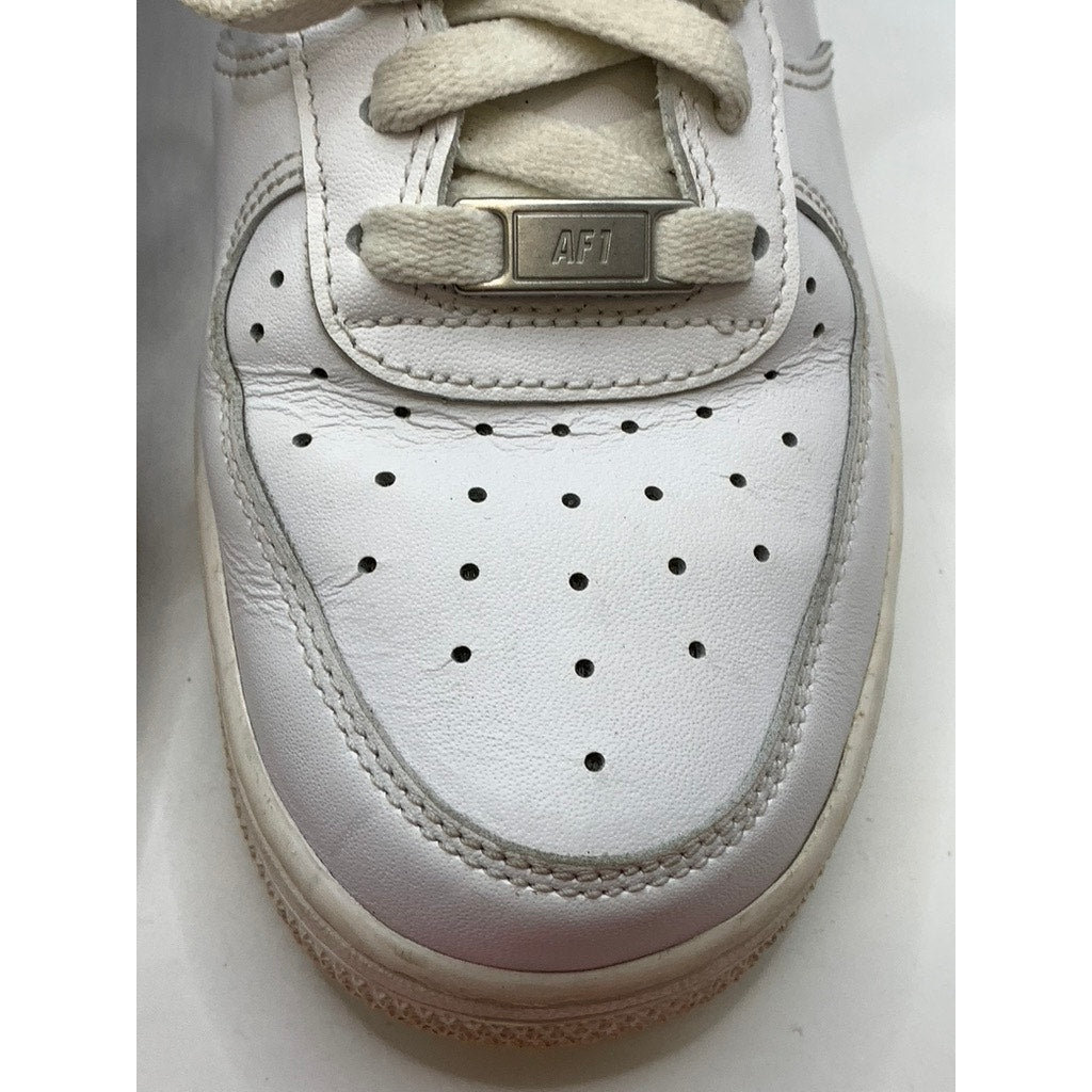 NIKE Men's White Air Force 1's Low Top Sneakers SZ 7