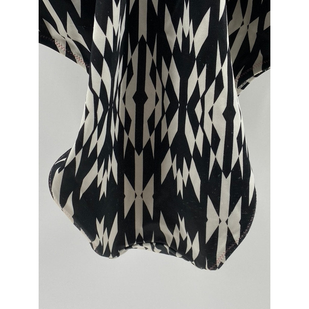 VICTORIA SECRET Women's Black-White Half-Zip Racer-Back One-Piece Swimsuit SZ M