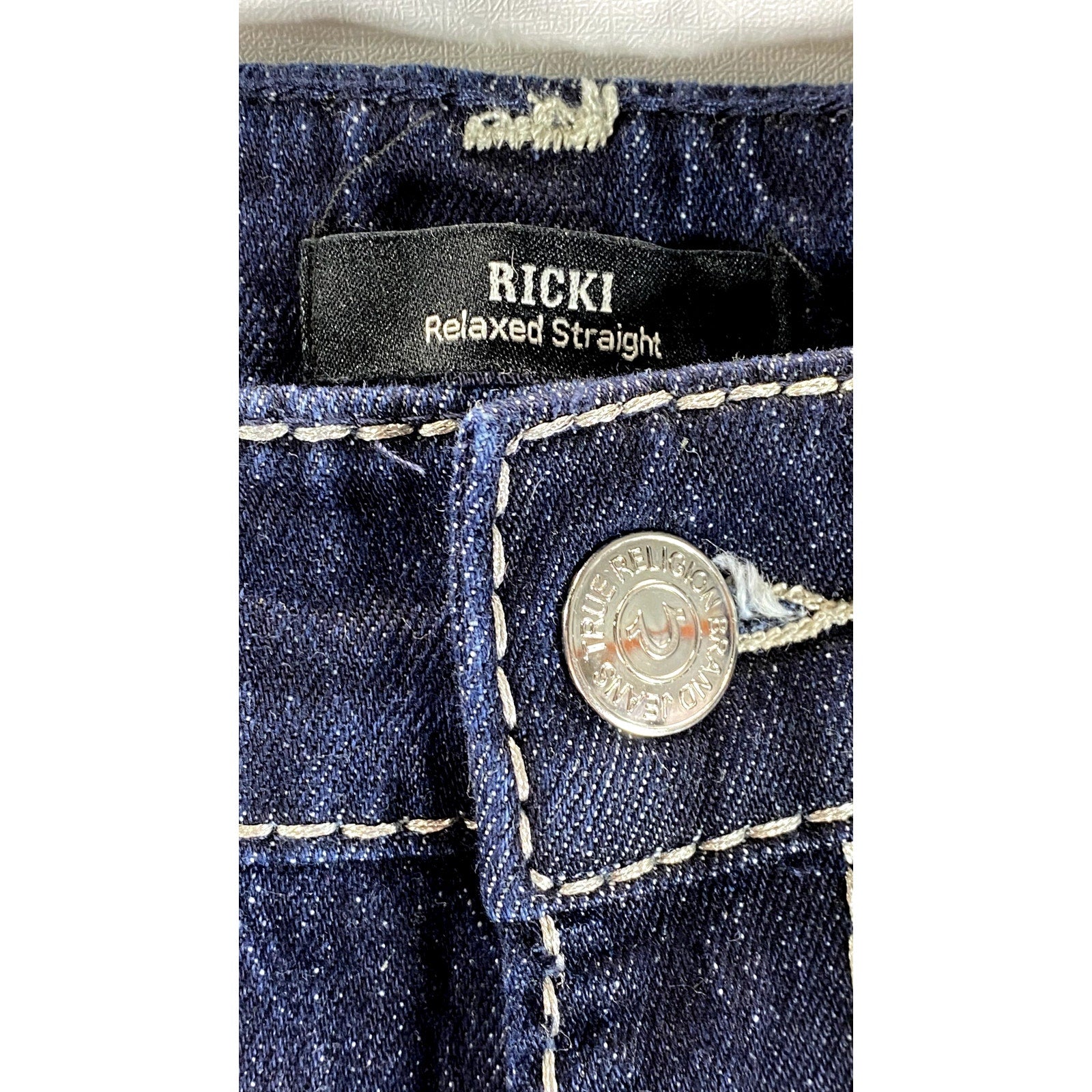 TRUE RELIGION Women's Blue Denim Ricki Relaxed Straight Big T Jean SZ 26