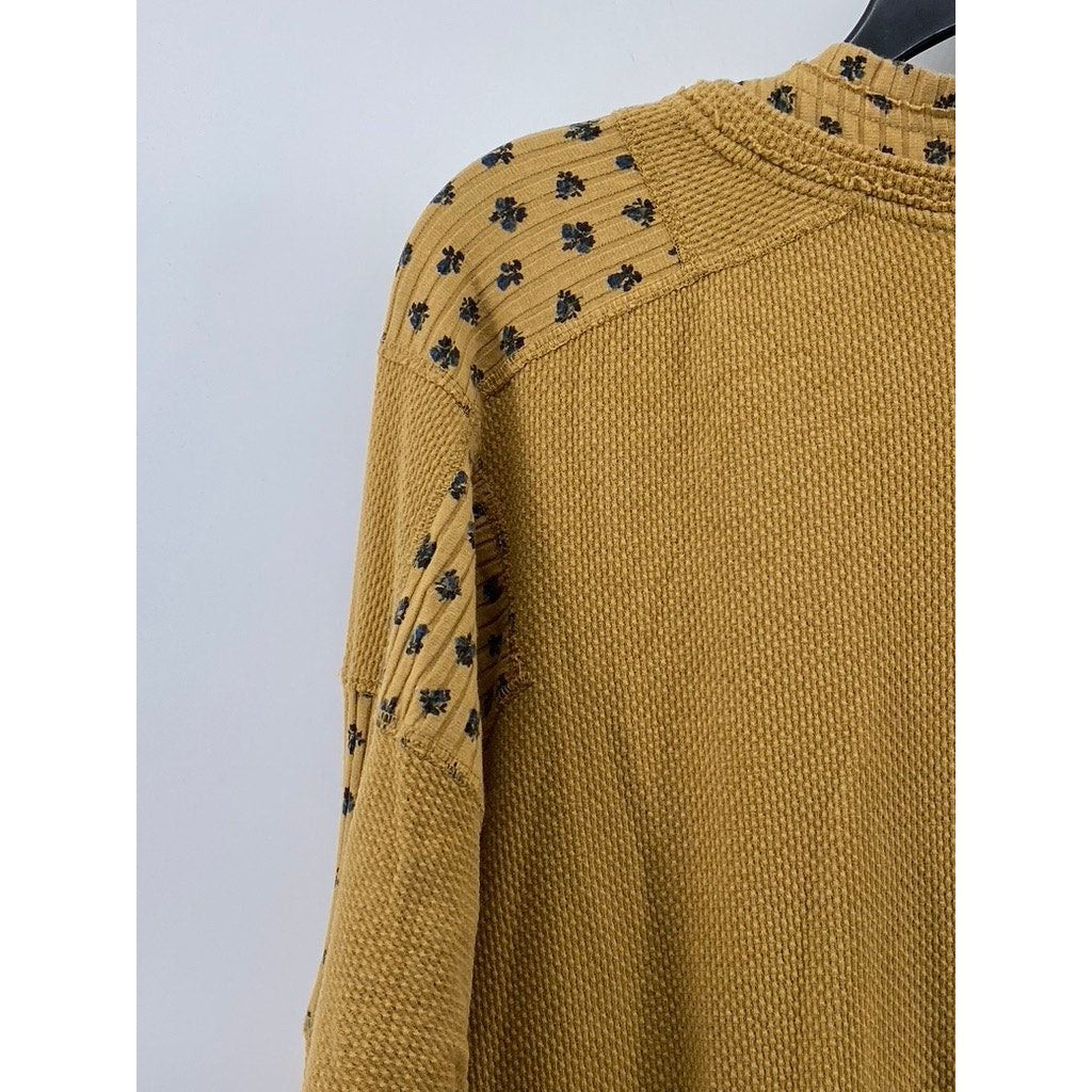 FREE PEOPLE Women's Tan Floral Henley Thermal Long Sleeve Top SZ M