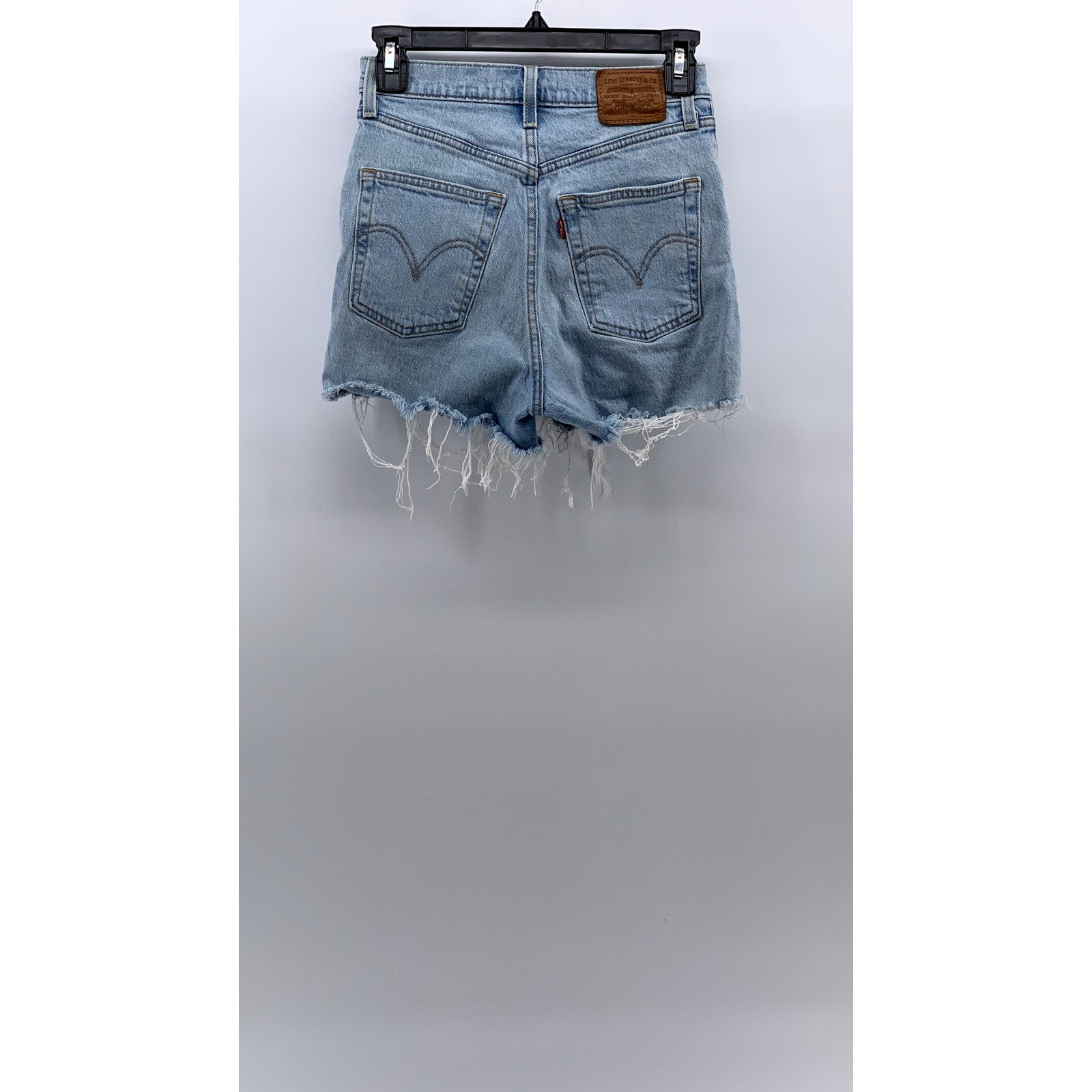 LEVI'S Women's Light Blue Distressed High-Rise Ribcage Button-Fly Short SZ 25