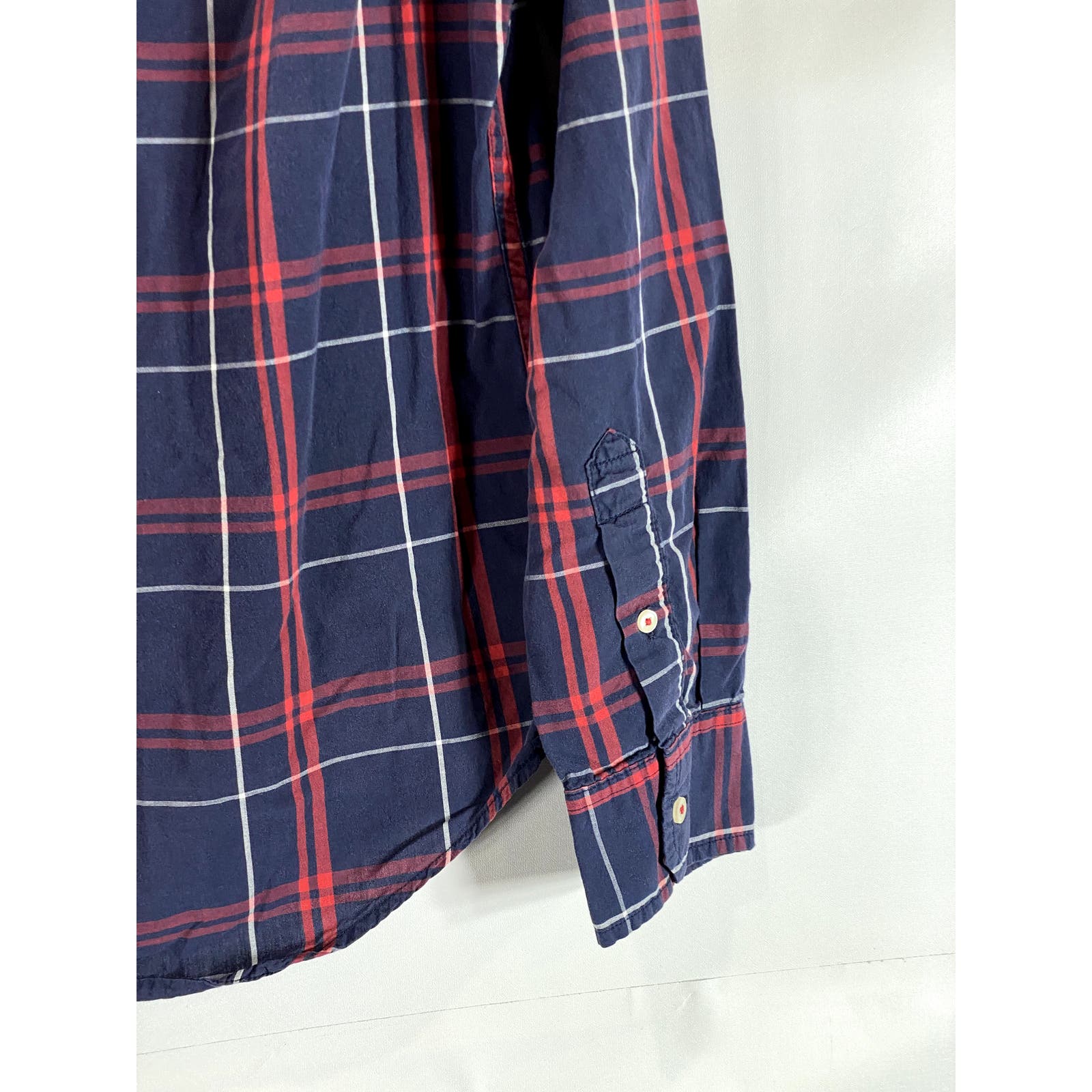 AMERICAN EAGLE OUTFITTERS Men's Navy/Red Plaid Prep-Fit Button-Up Shirt SZ S