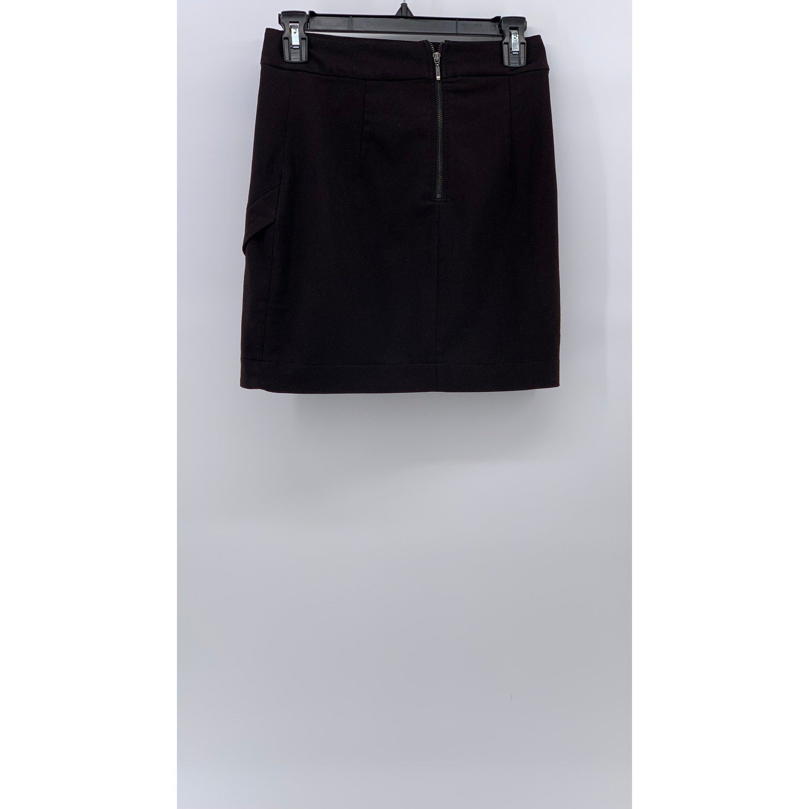 DYNAMITE Women's Black Solid Asymmetrical Slit-Hem Straight Mini Skirt SZ XS