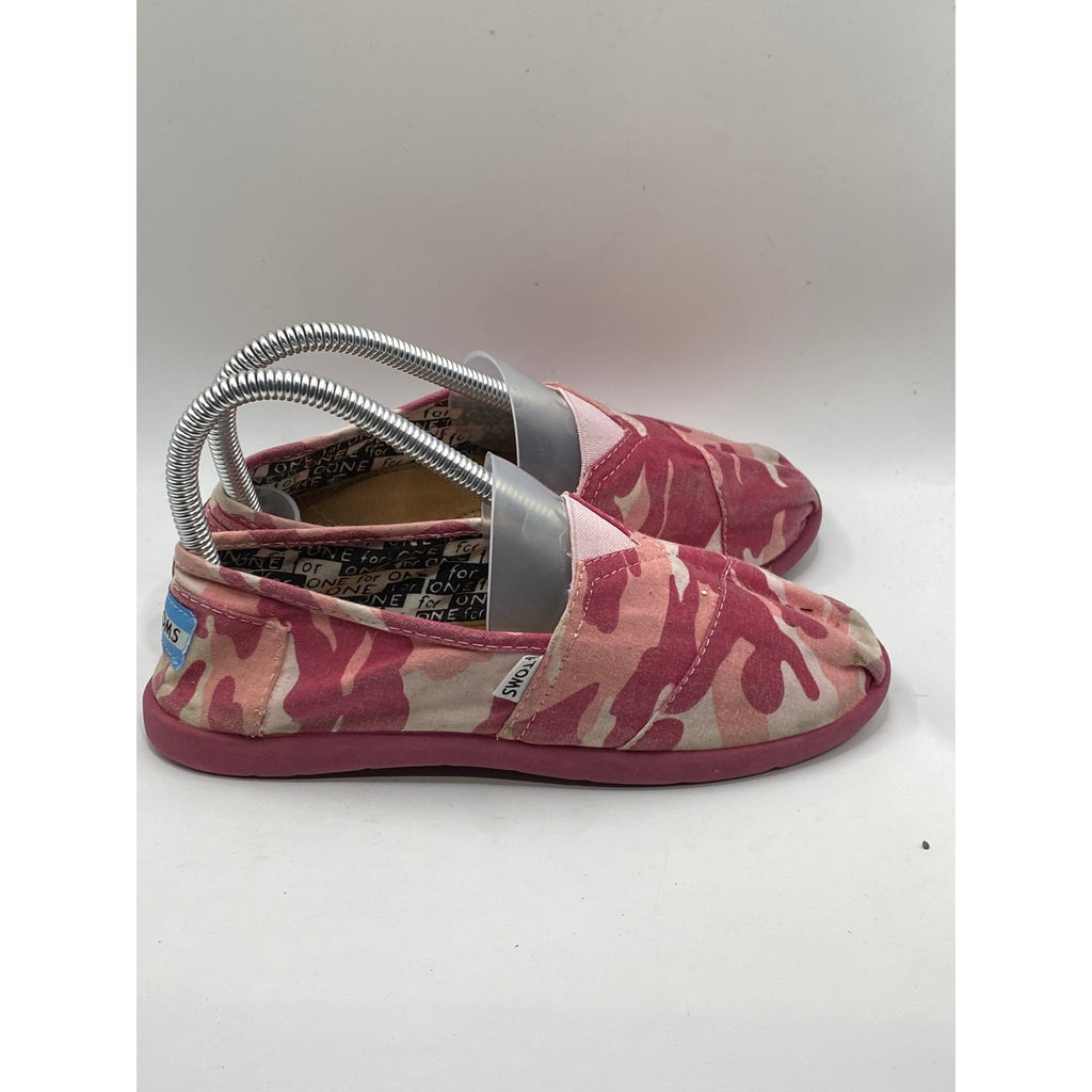 TOMS Youth Pink Camo Classic Slip-On Round-Toe Alpargata Canvas Shoes SZ 3.5Y