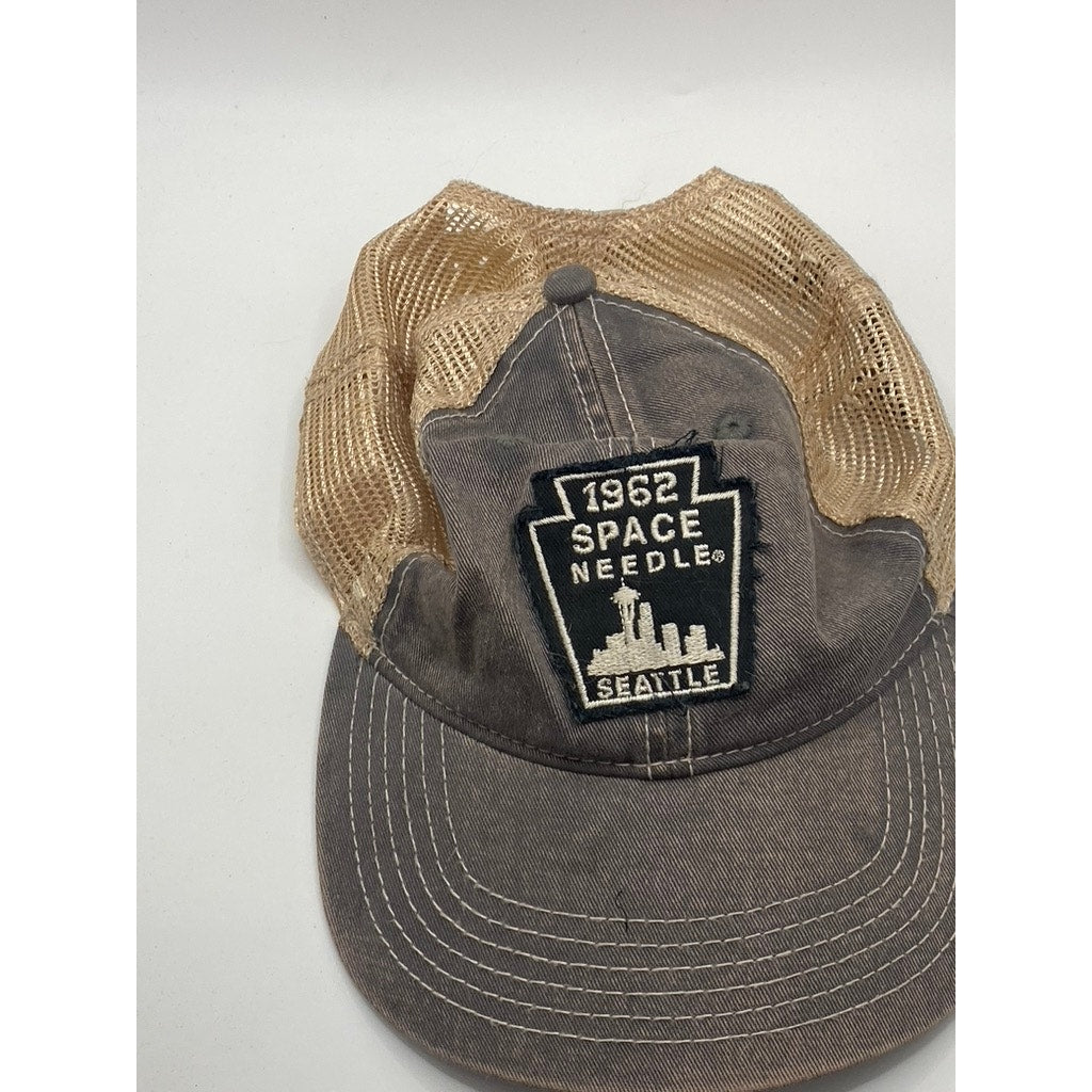 AHEAD HEADGEAR Men’s Tan-Gray Mesh Seattle Space Needle SnapBack SZ OS